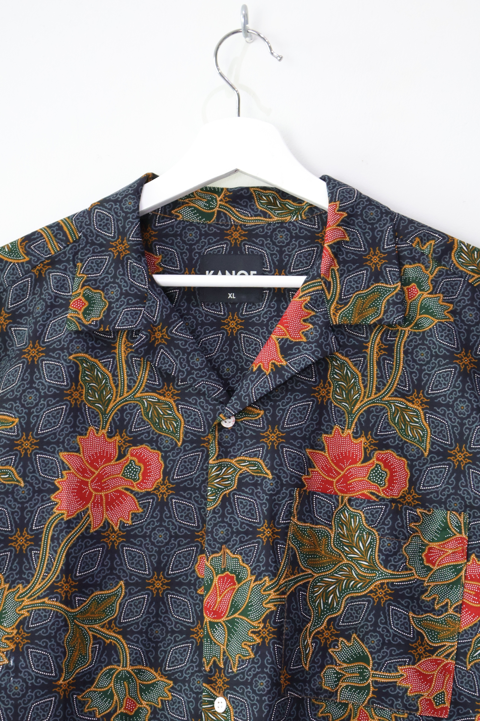 KANOEMEN Open Collar Batik Shirt - Colton [XL]