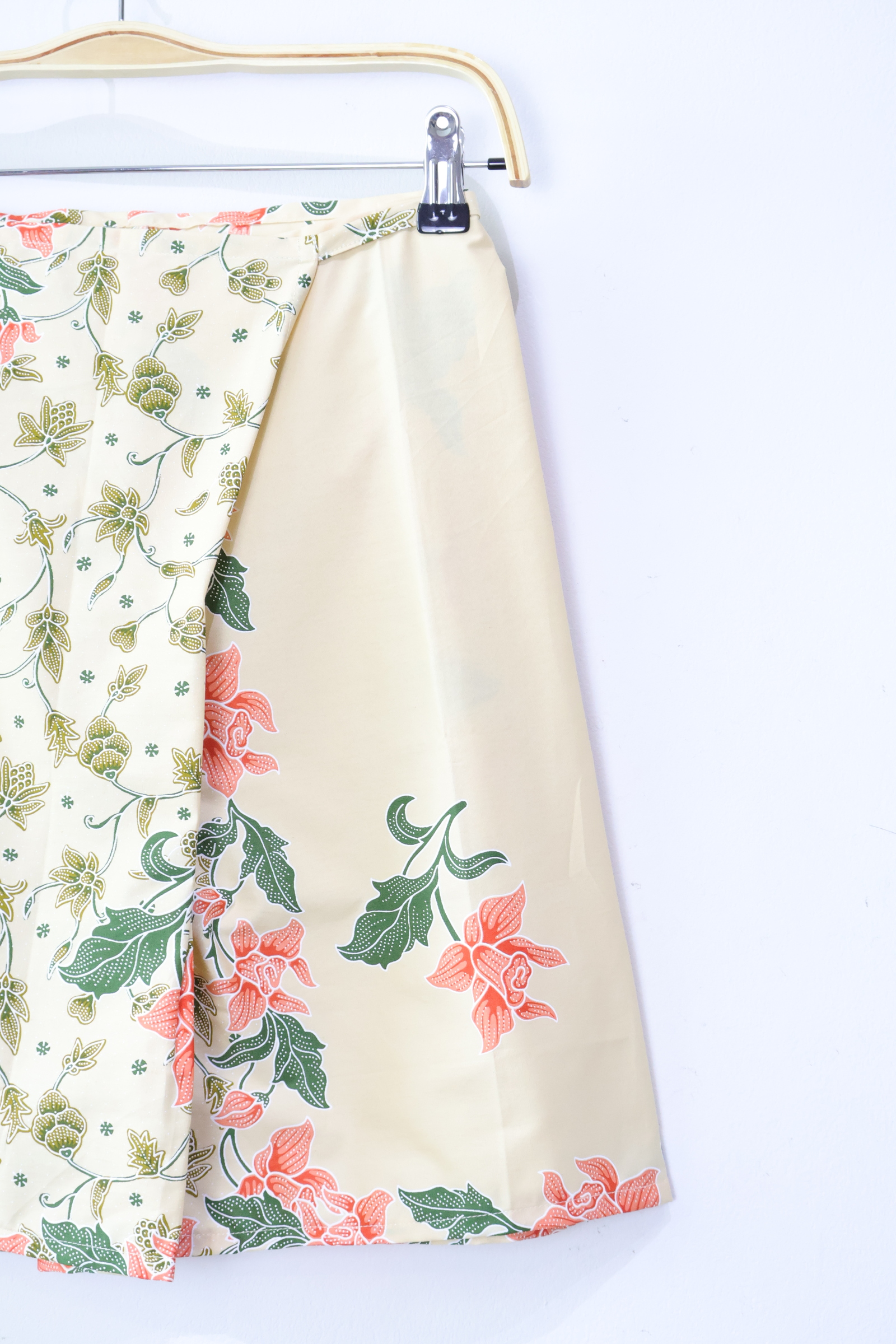 Lounge Wrap Shorts - Butter Mochi