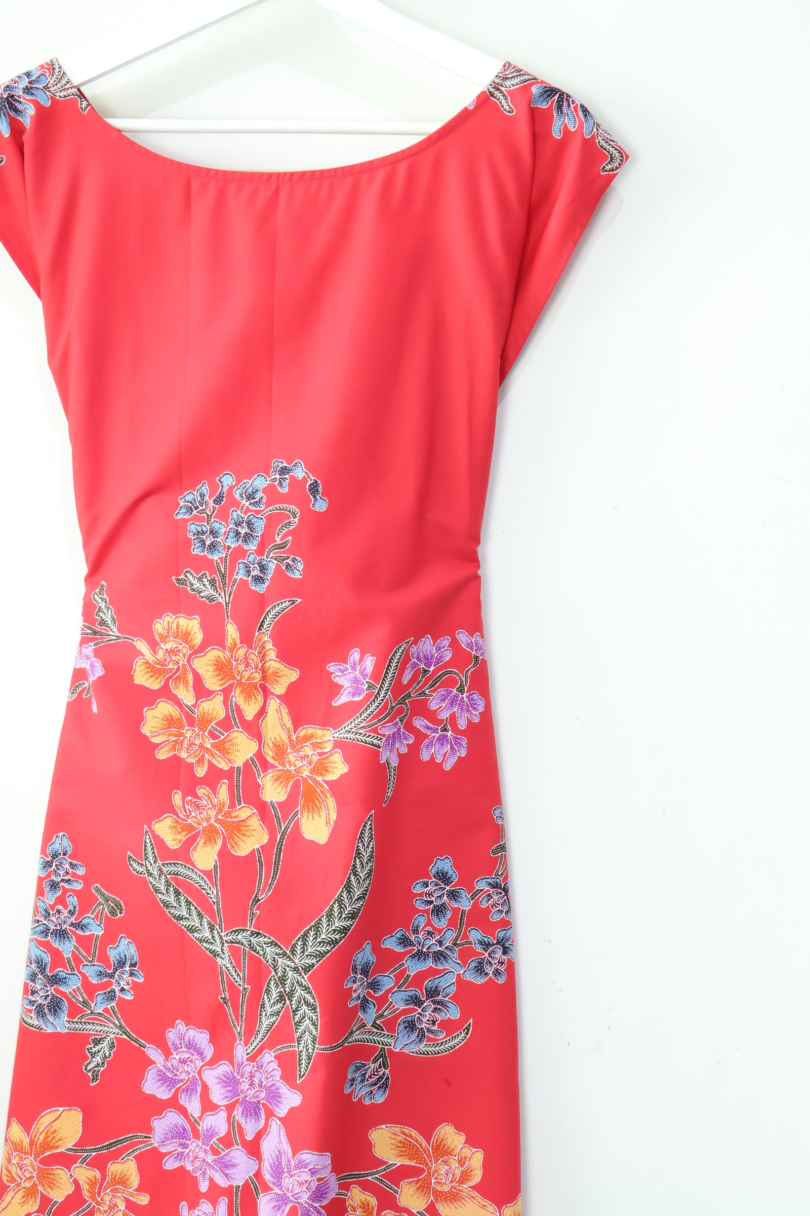 Easie Wrap Dress - Cherry Rain