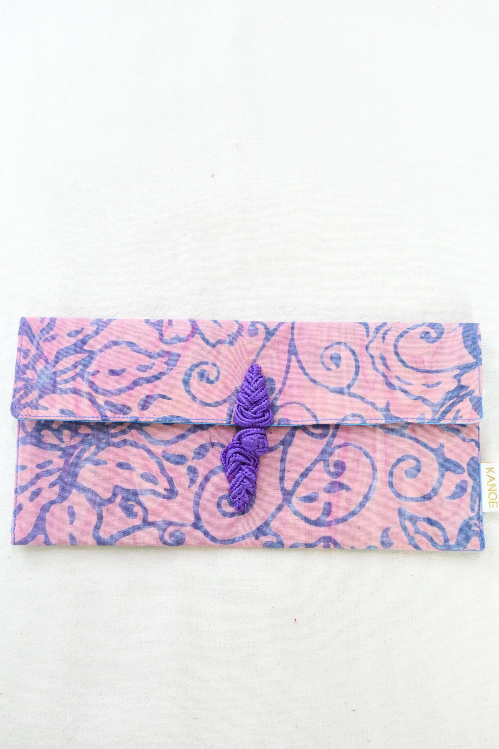  Batik Envelope w/ Chinese Clasp - Ling Hong