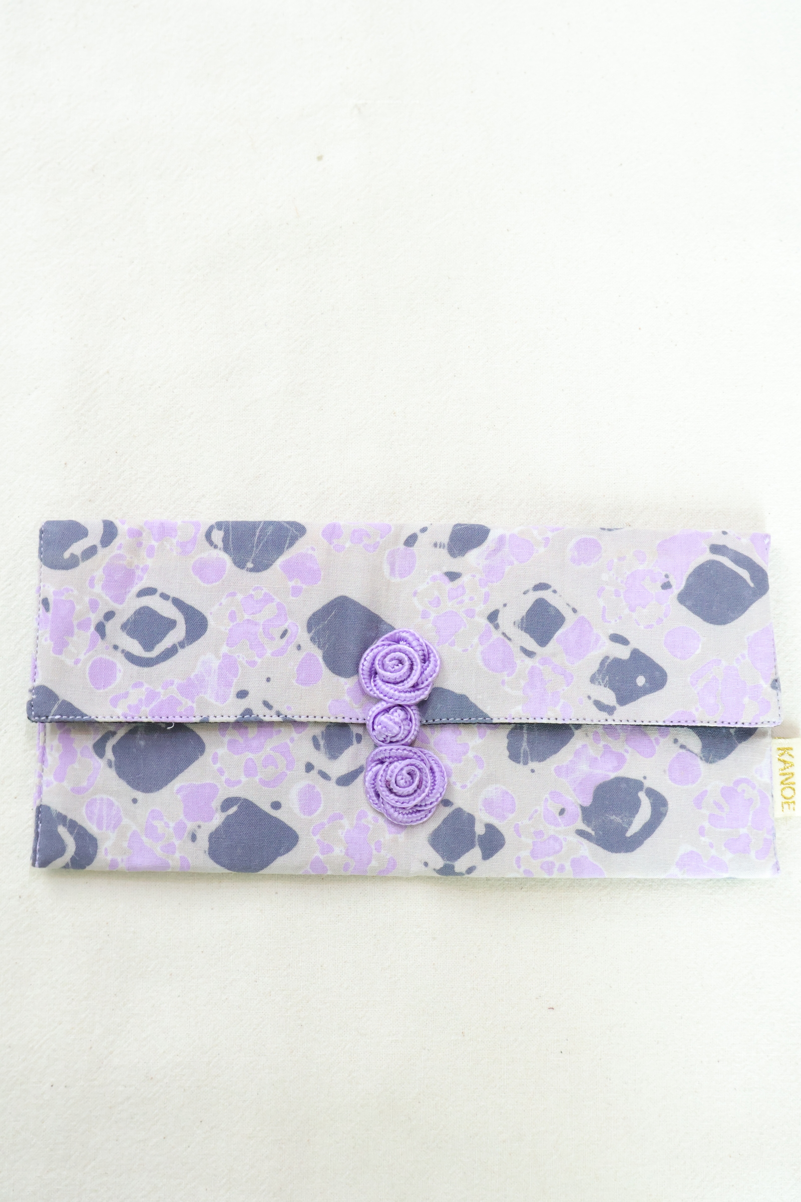  Batik Envelope w/ Chinese Clasp - Lilac Li