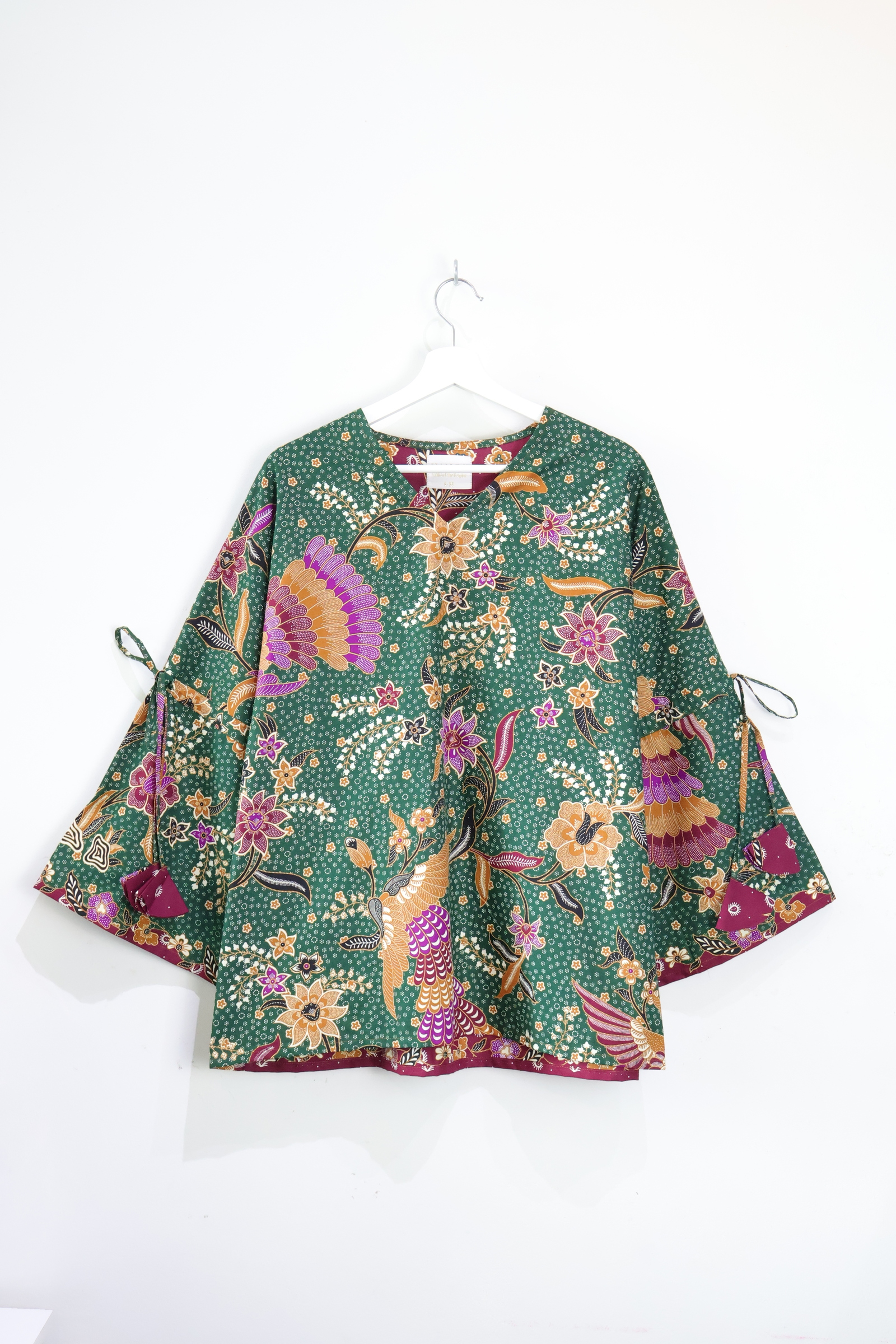Klassik Batik Top - Adelia [L-XL]
