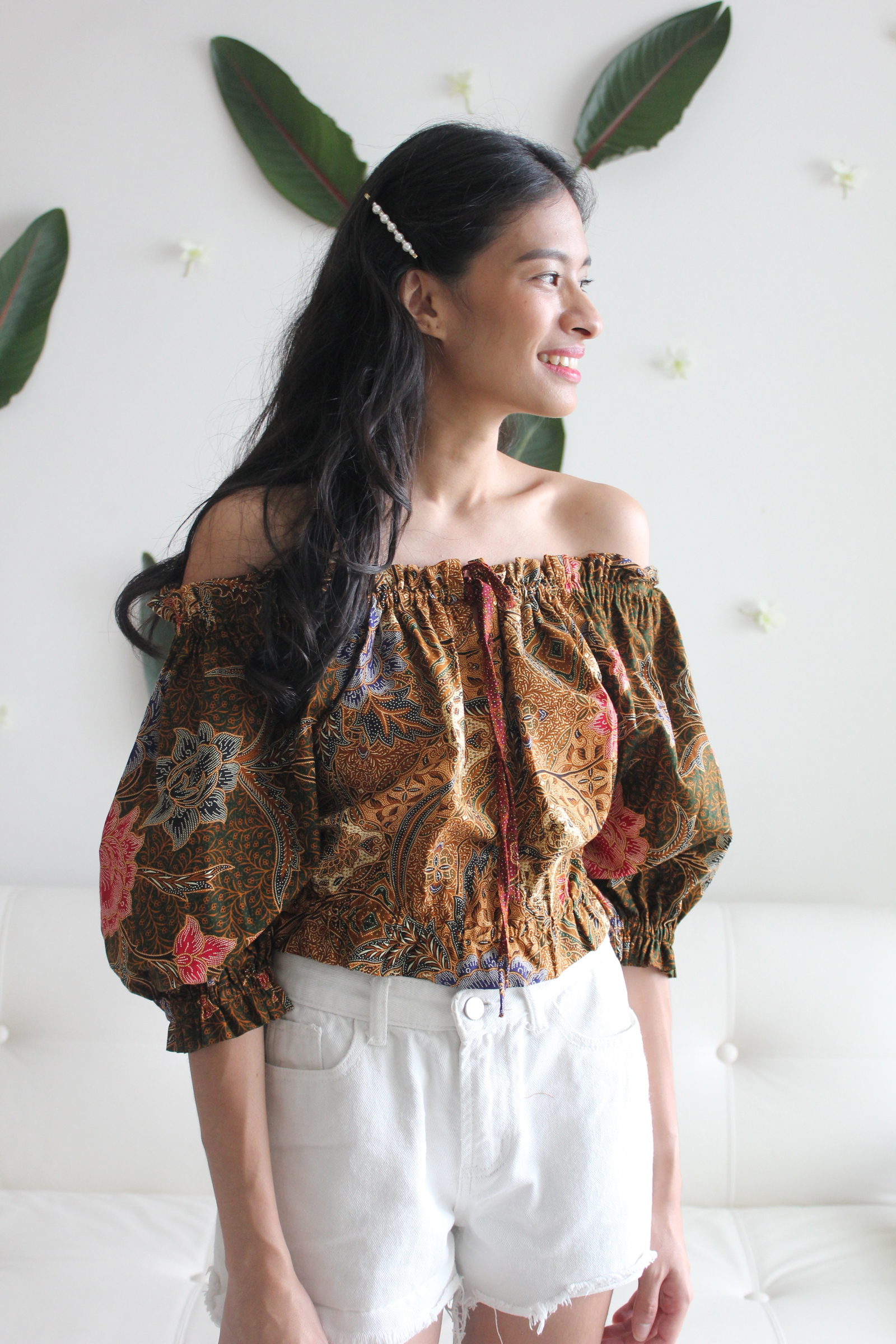 Cropped Batik Blouse - Olive