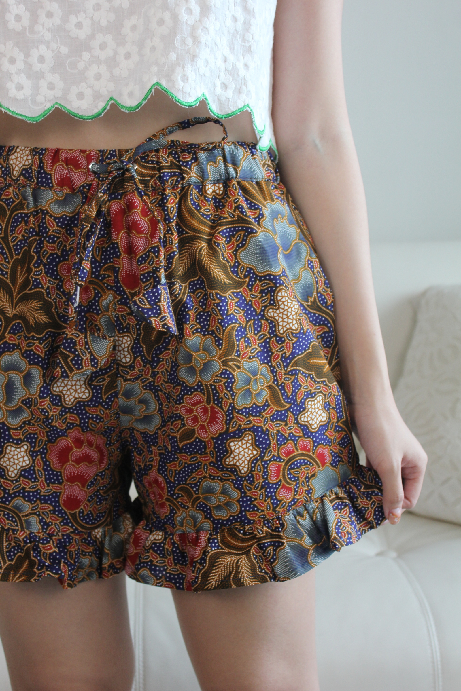 Batik Frou Shorts - Stars Below