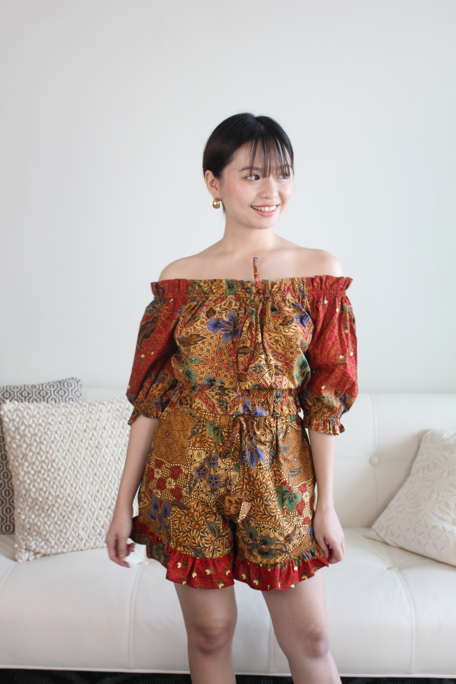 Batik Frou Shorts - Ruby Red / Maroon
