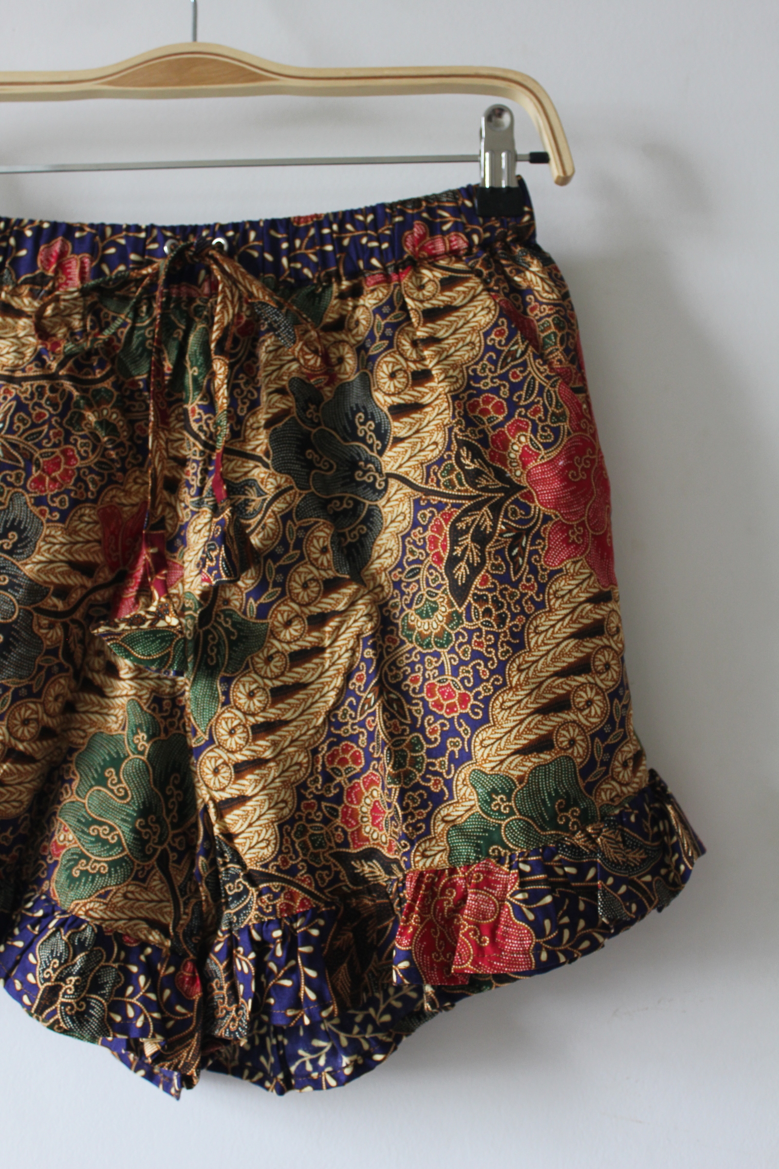 Batik Frou Shorts - Bottega