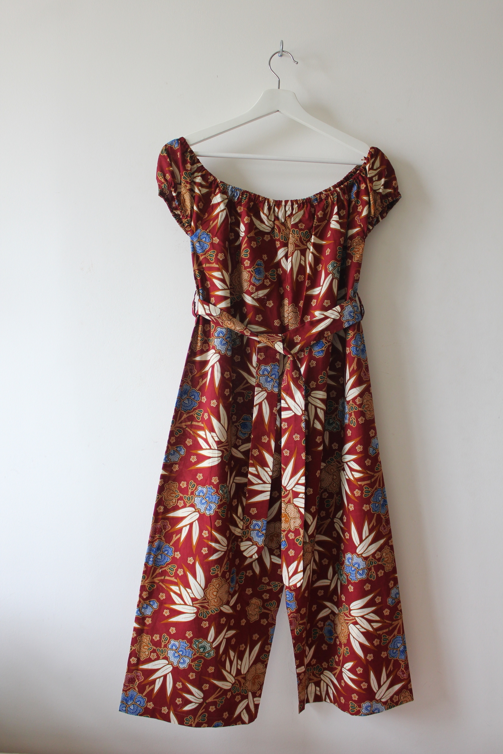 AveryDae Batik Jumpsuit - Aoi y
