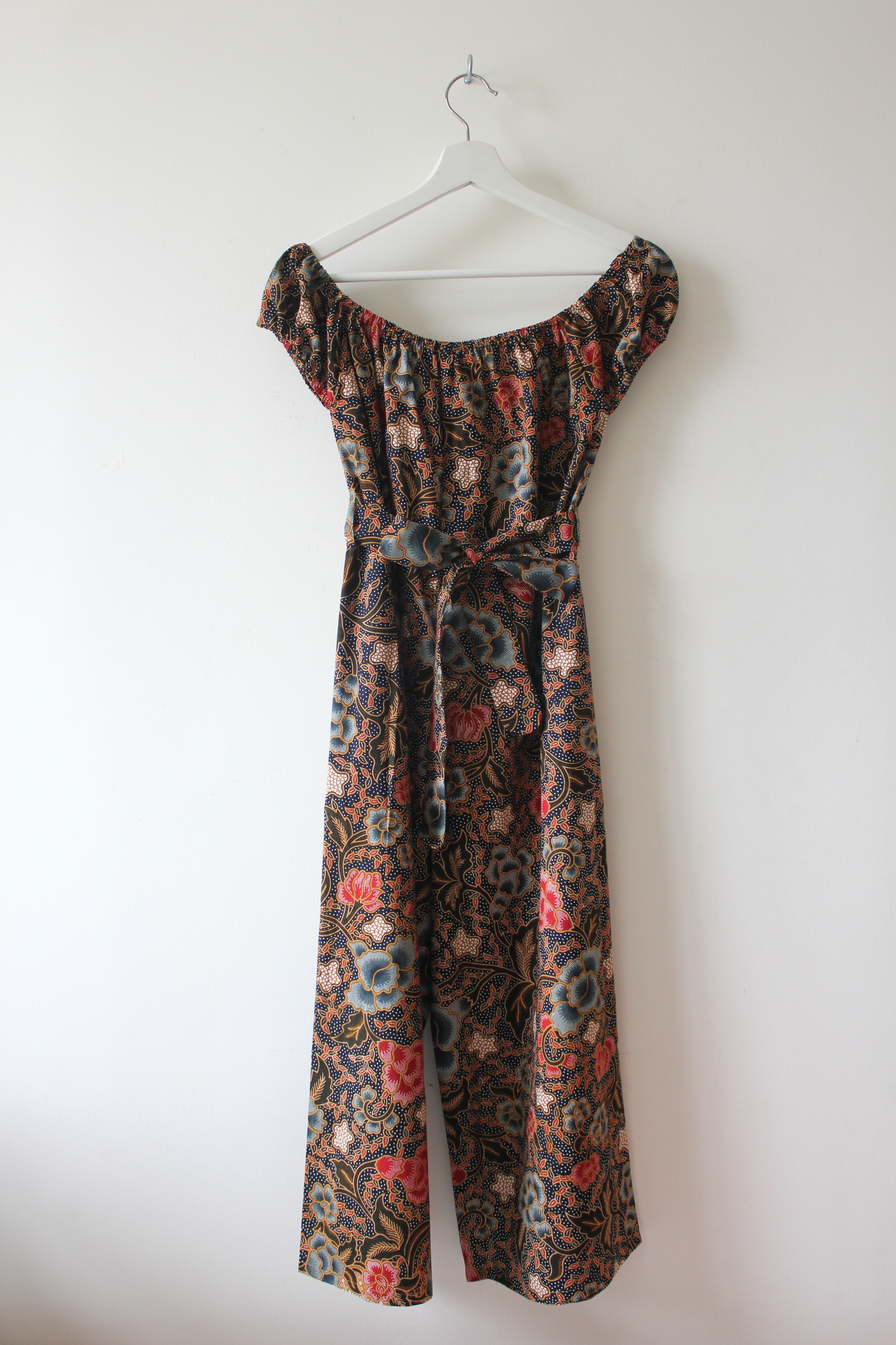 AveryDae Batik Jumpsuit - Ayumi