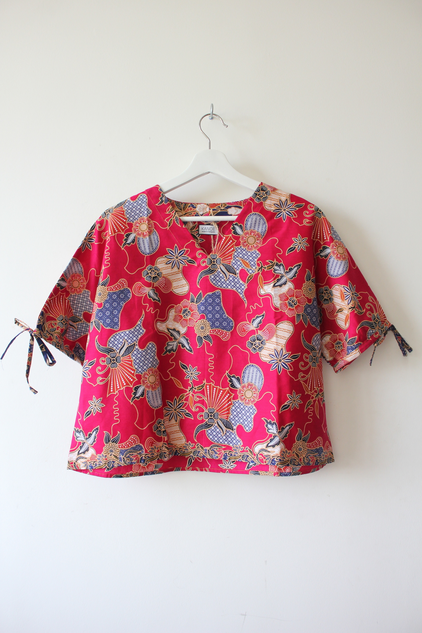 Avery Dae Batik Top - Fushia Fun