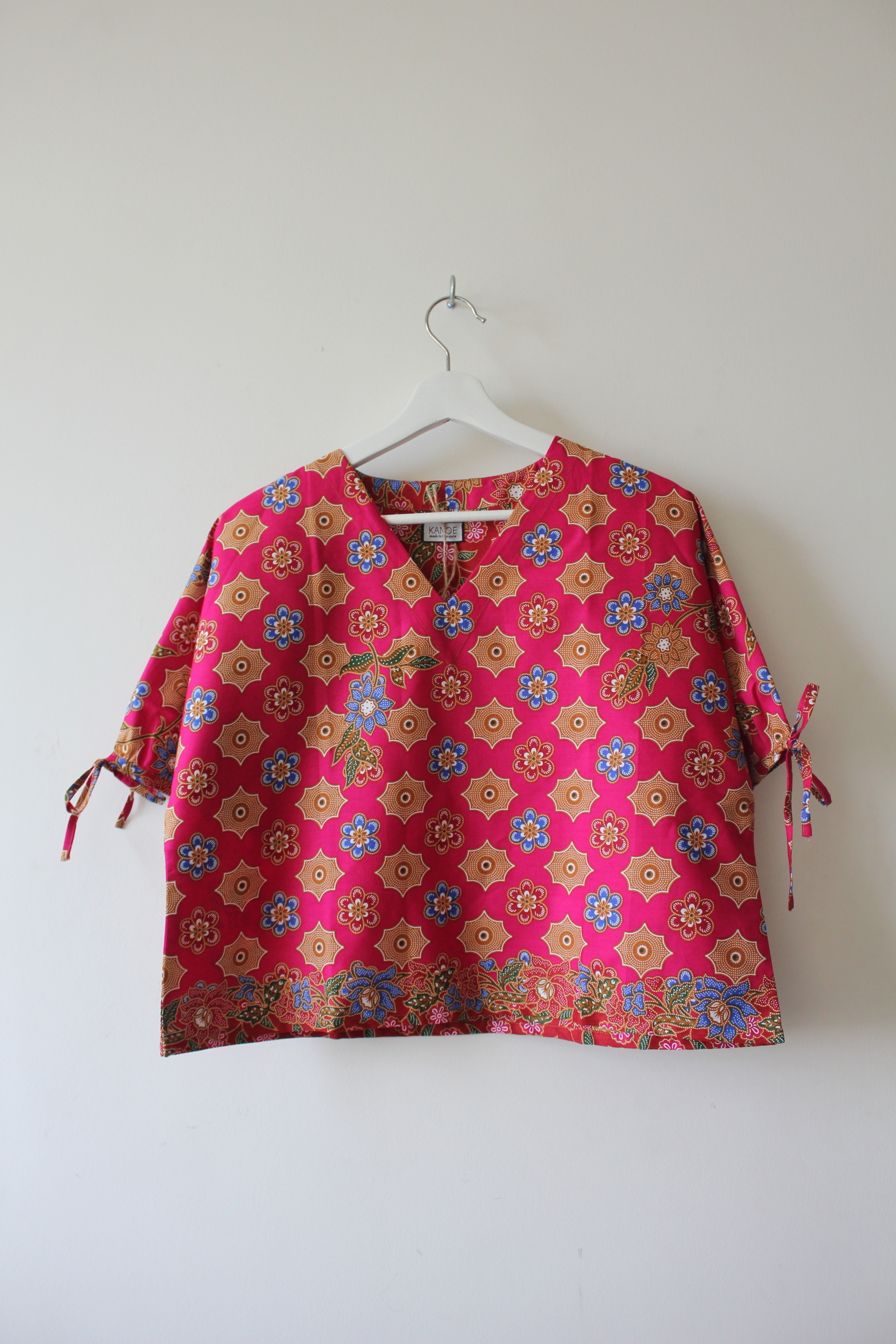 Avery Dae Batik Top - Fushia Candy