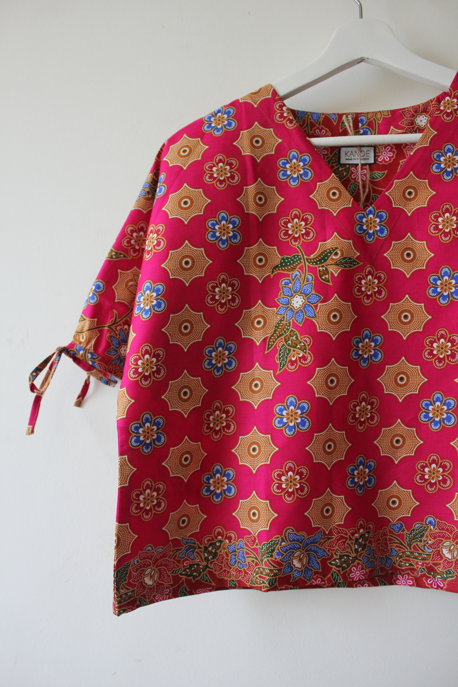 Avery Dae Batik Top - Fushia Candy