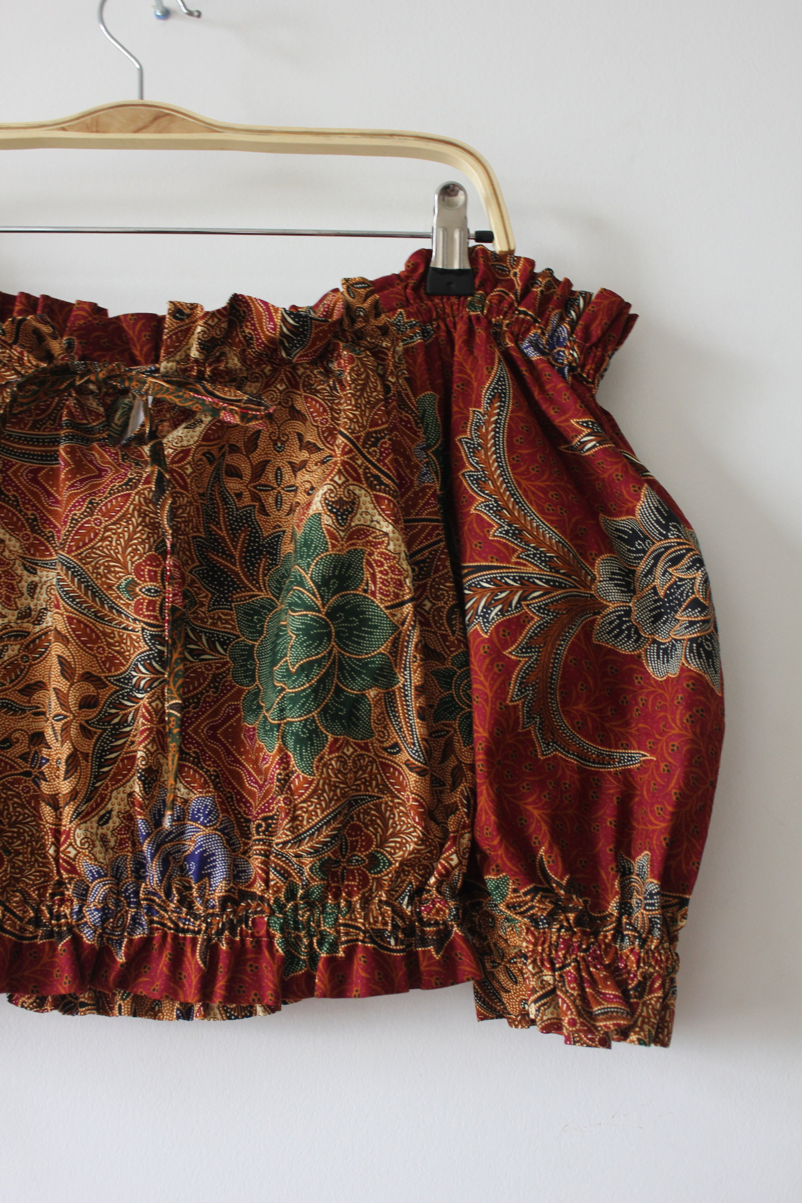 Cropped Batik Blouse - Au Autumn