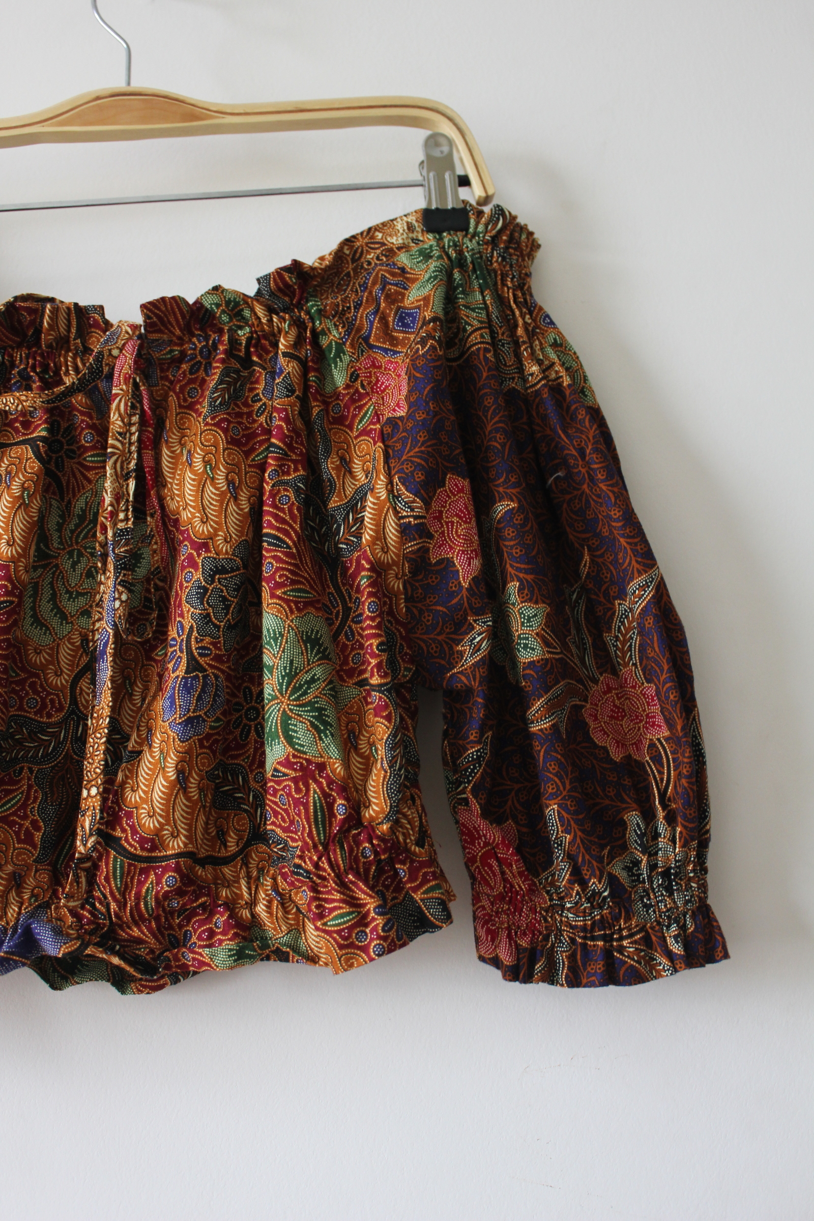 Cropped Batik Blouse - Autumn in my heart