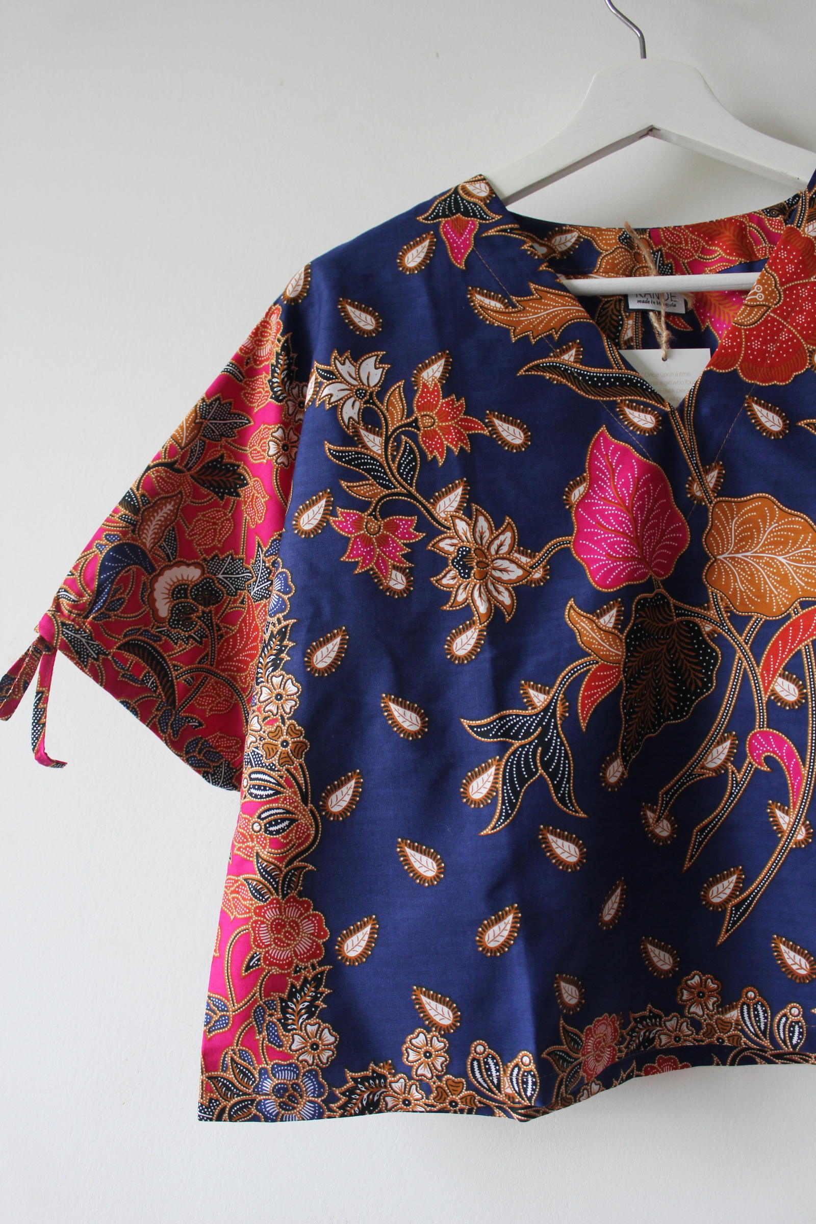 Avery Dae Batik Top - Mayam