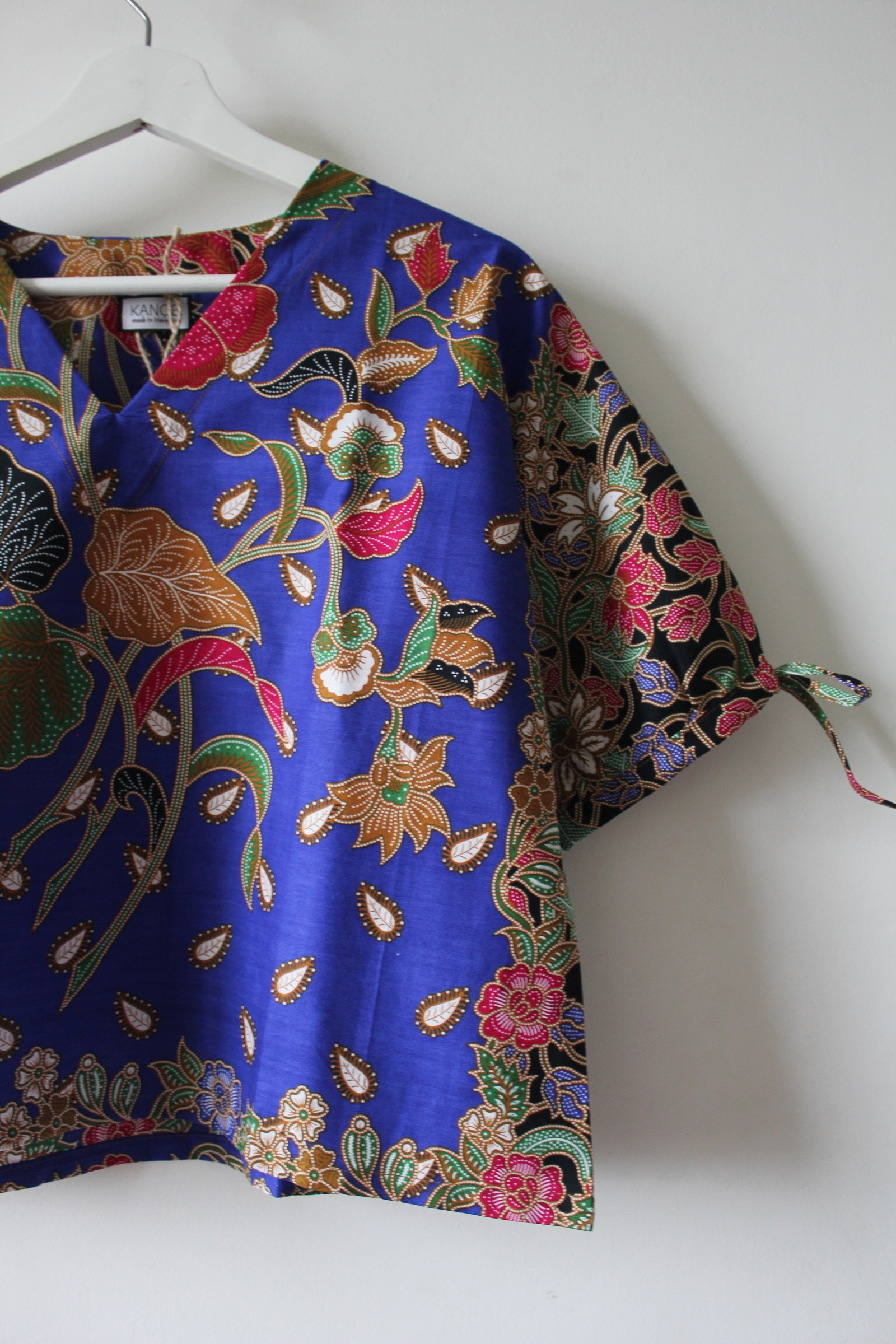 Avery Dae Batik Top - Layang