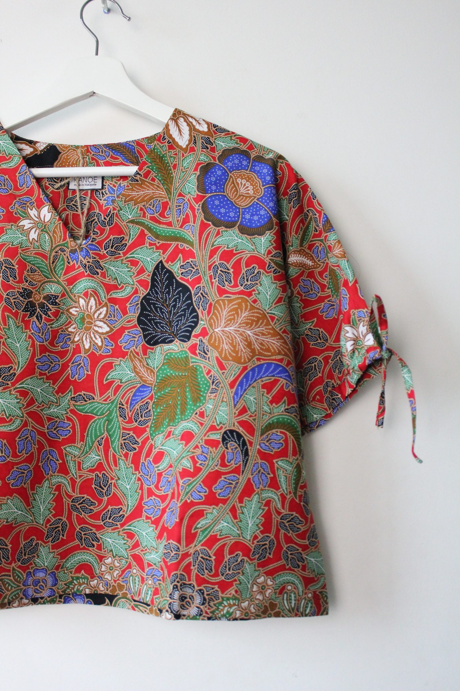 Avery Dae Batik Top - Pua