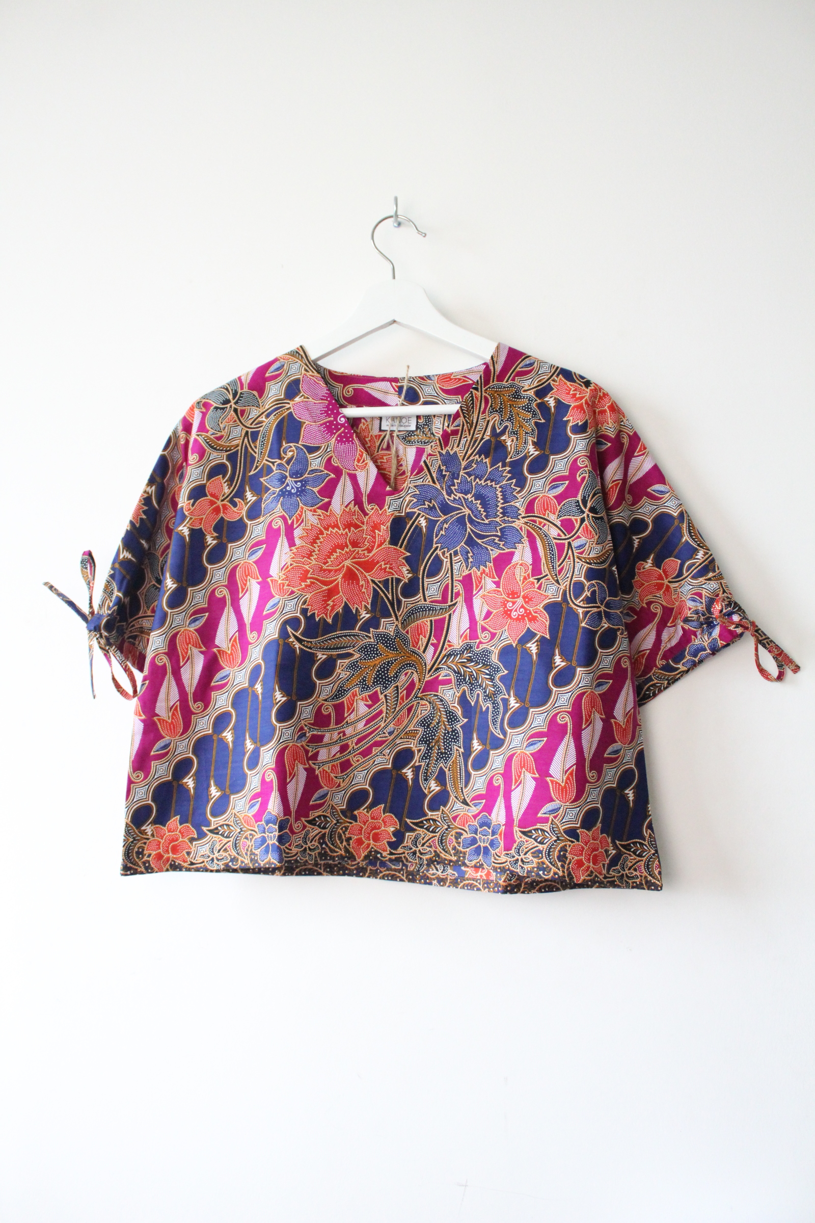 Avery Dae Batik Top - Polū