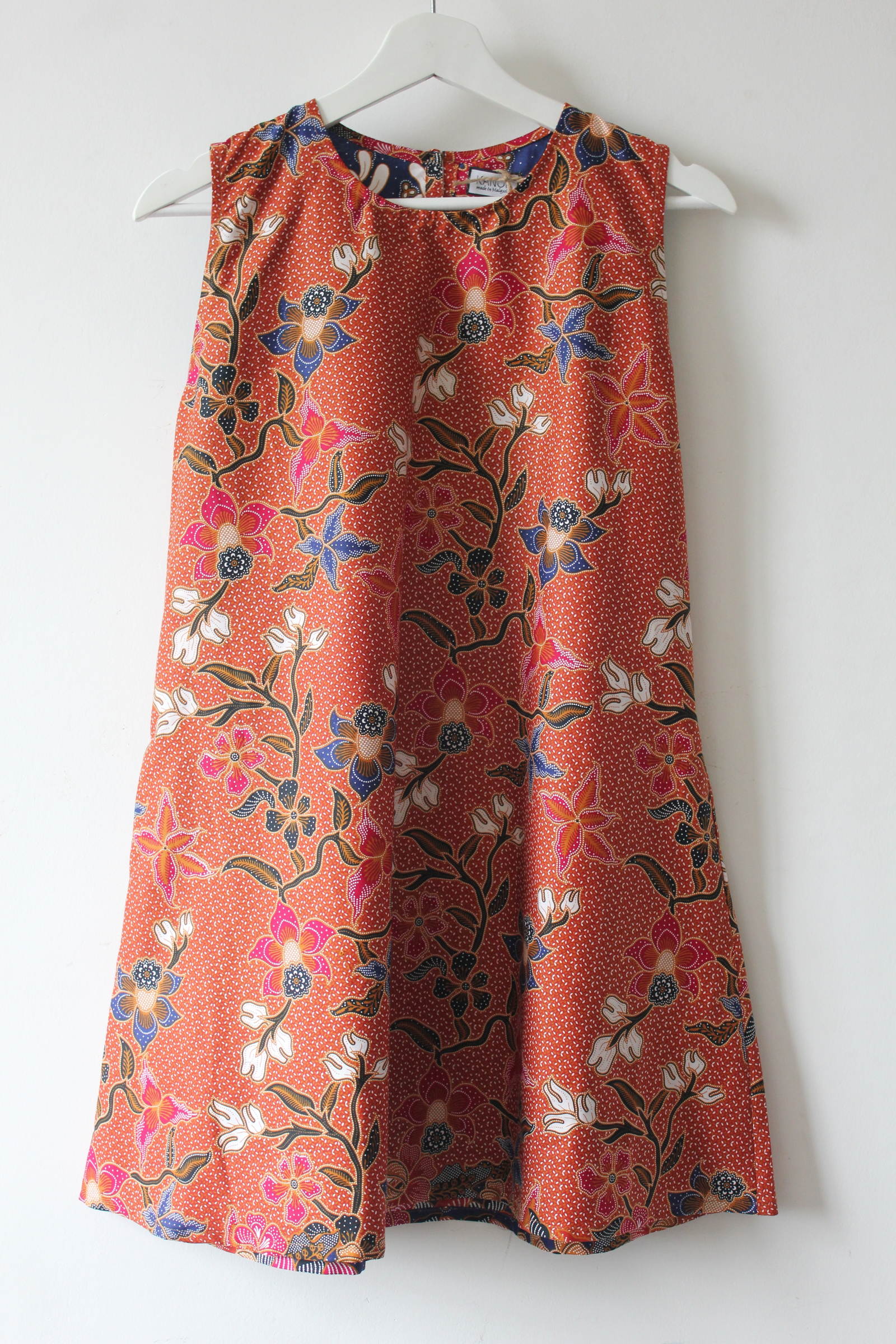 Batik Shift Dress (M) - Nomi