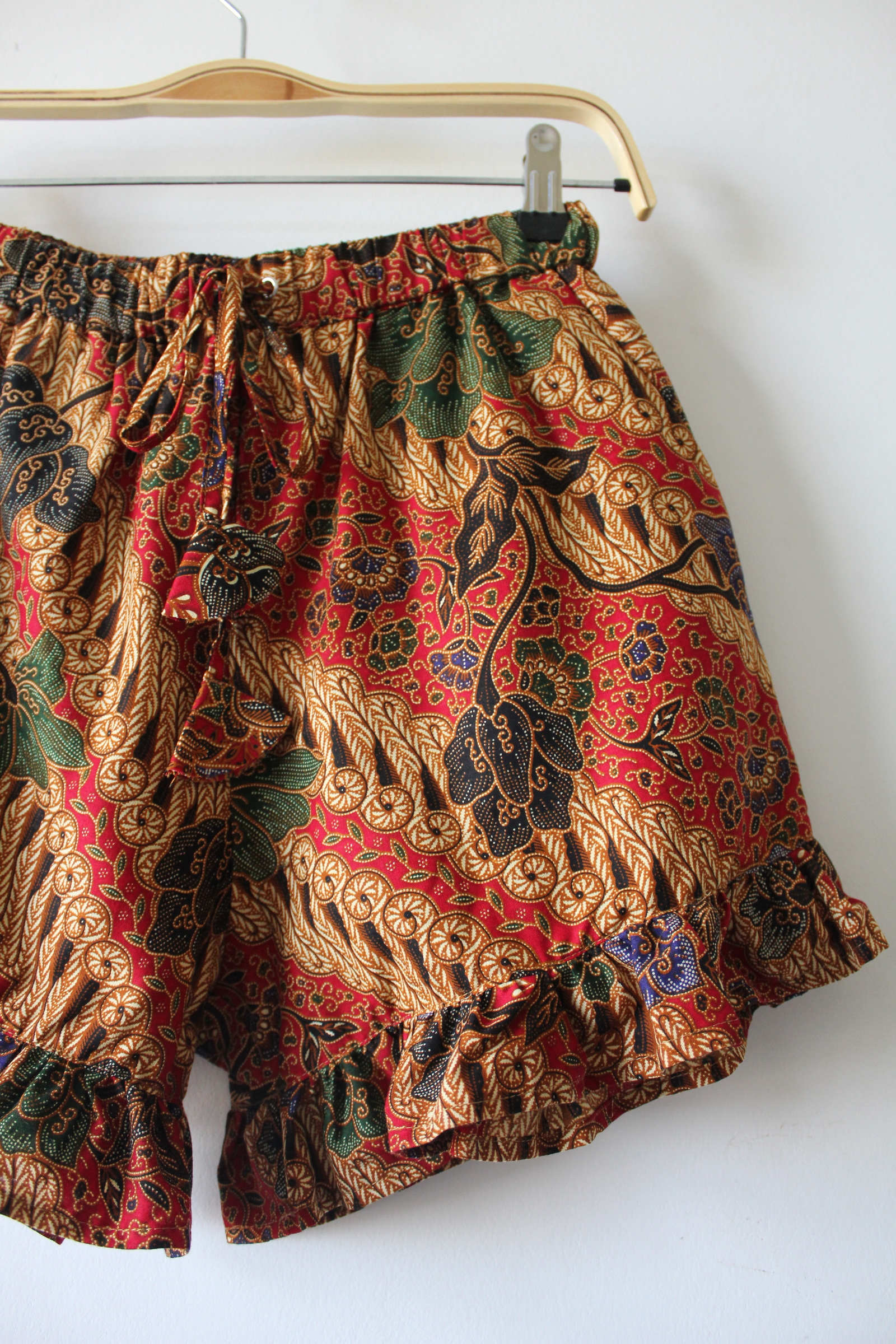 Batik Frou Shorts - Suna