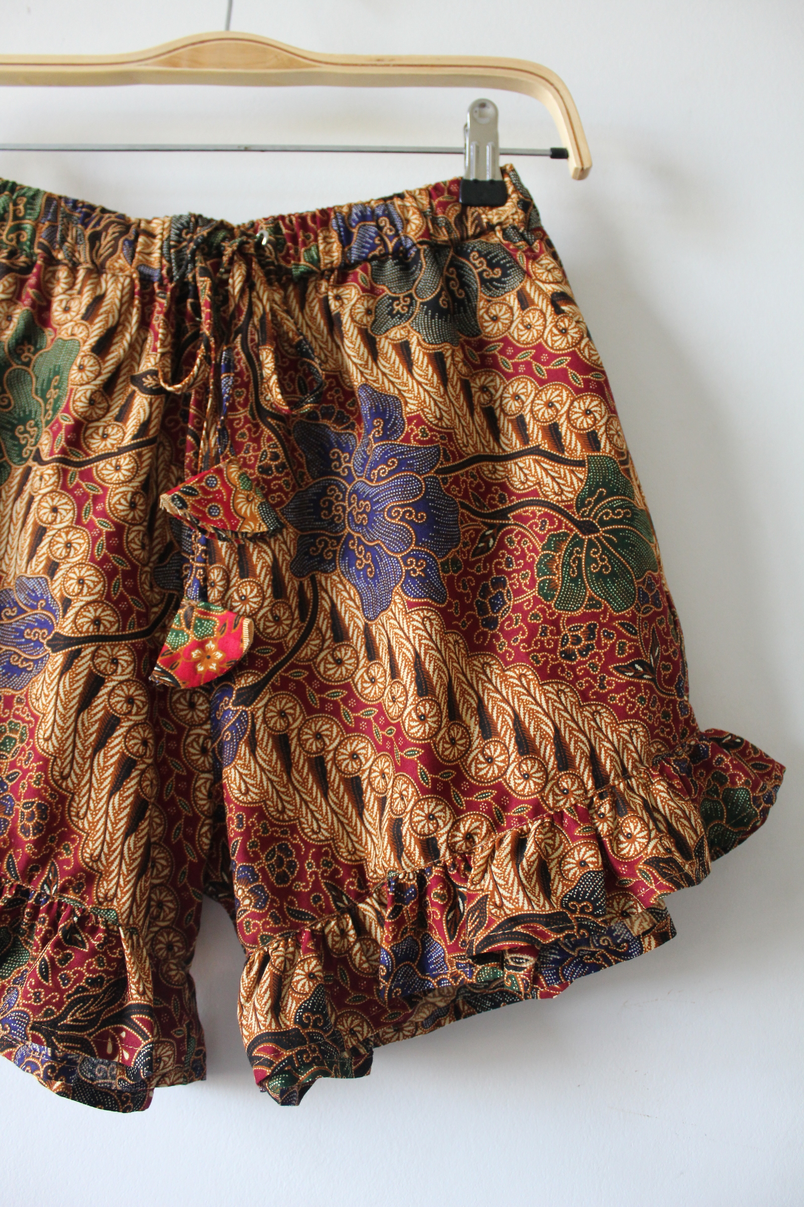 Batik Frou Shorts - Jossie