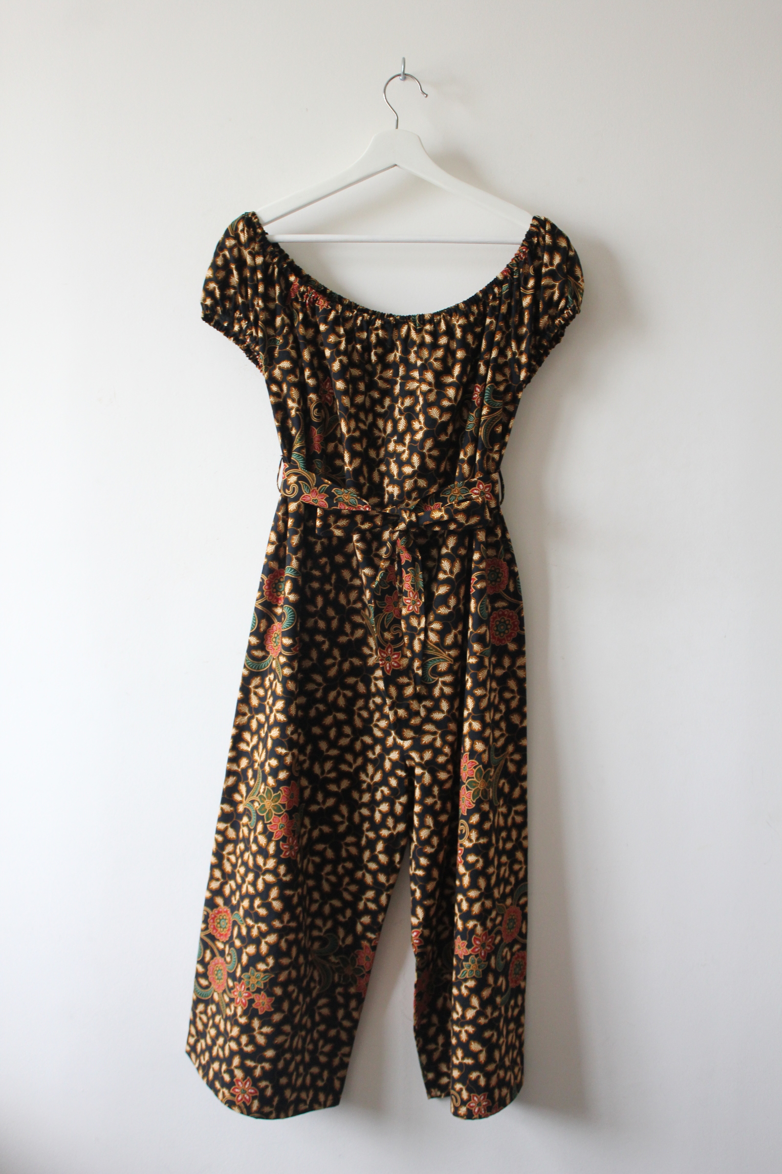AveryDae Batik Jumpsuit (L) - Midnight Leaves