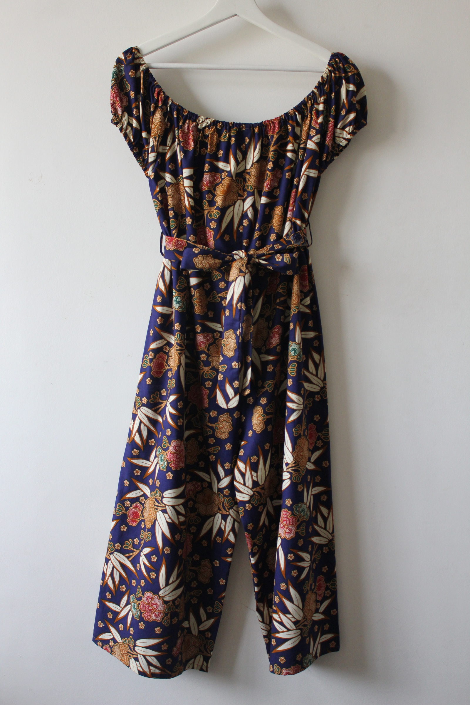 AveryDae Batik Jumpsuit (L) - Fuyuko