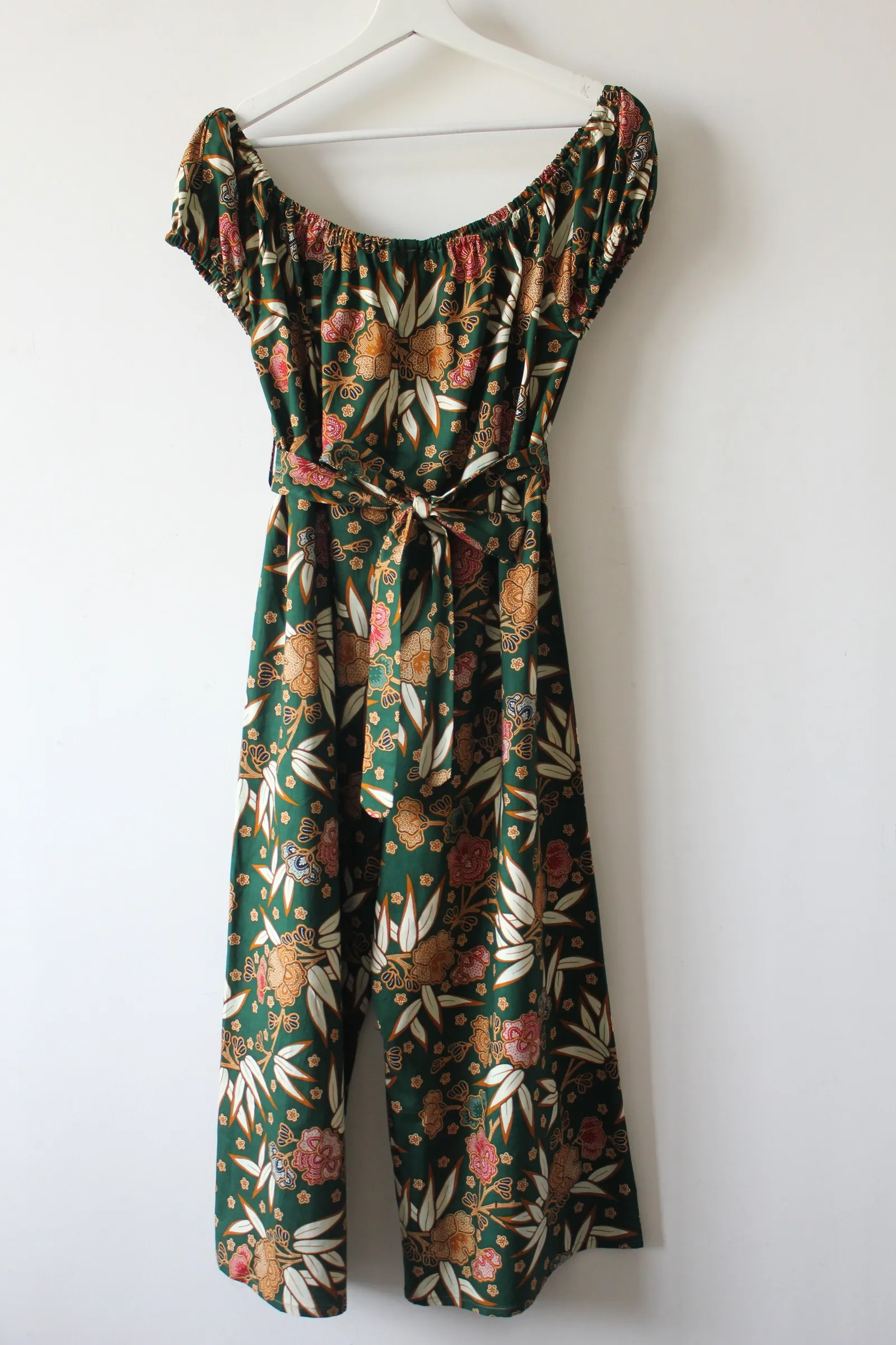 AveryDae Batik Jumpsuit (L) - Haruko