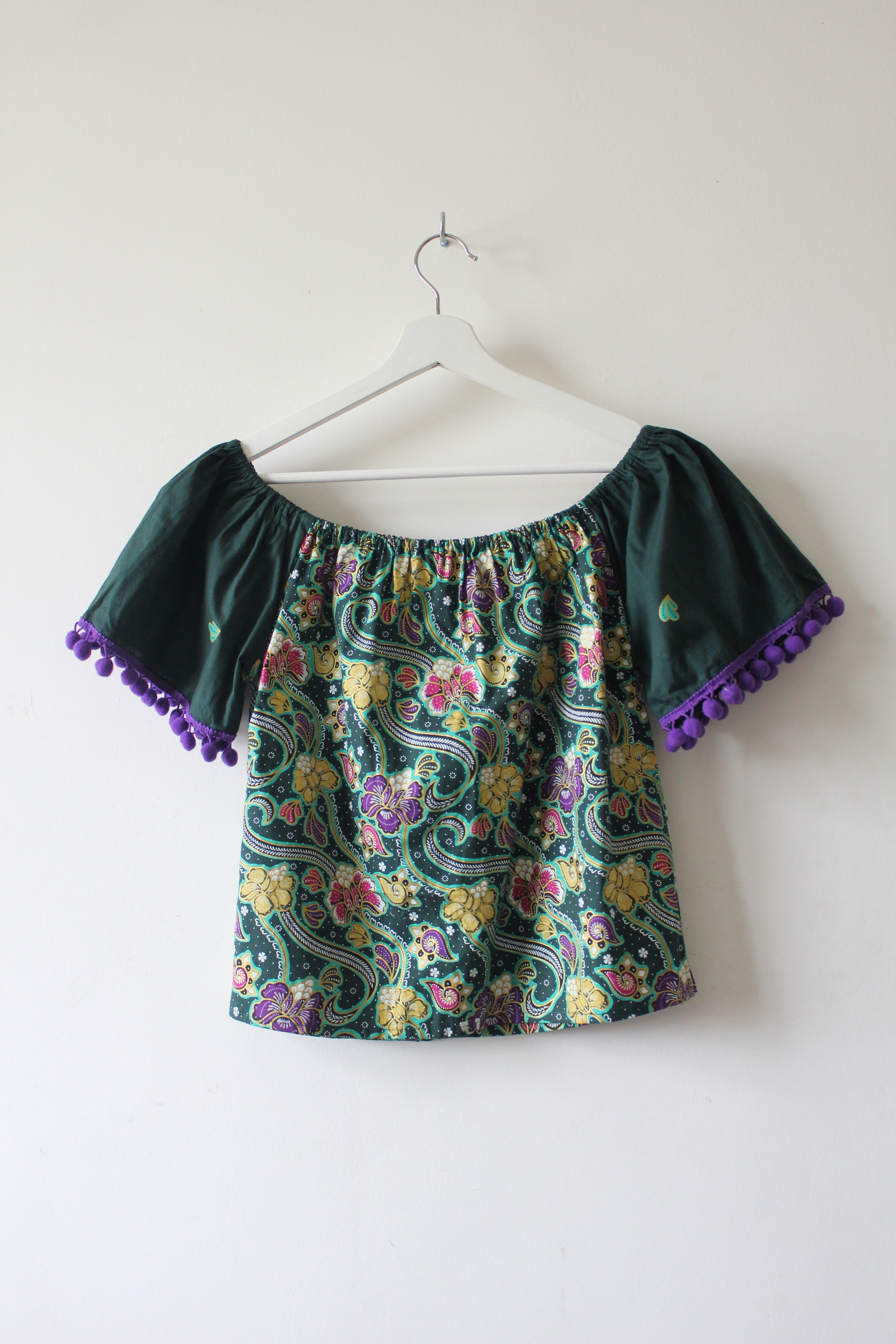 Off Shoulder Batik Top - Forest ( Pom-Pom )