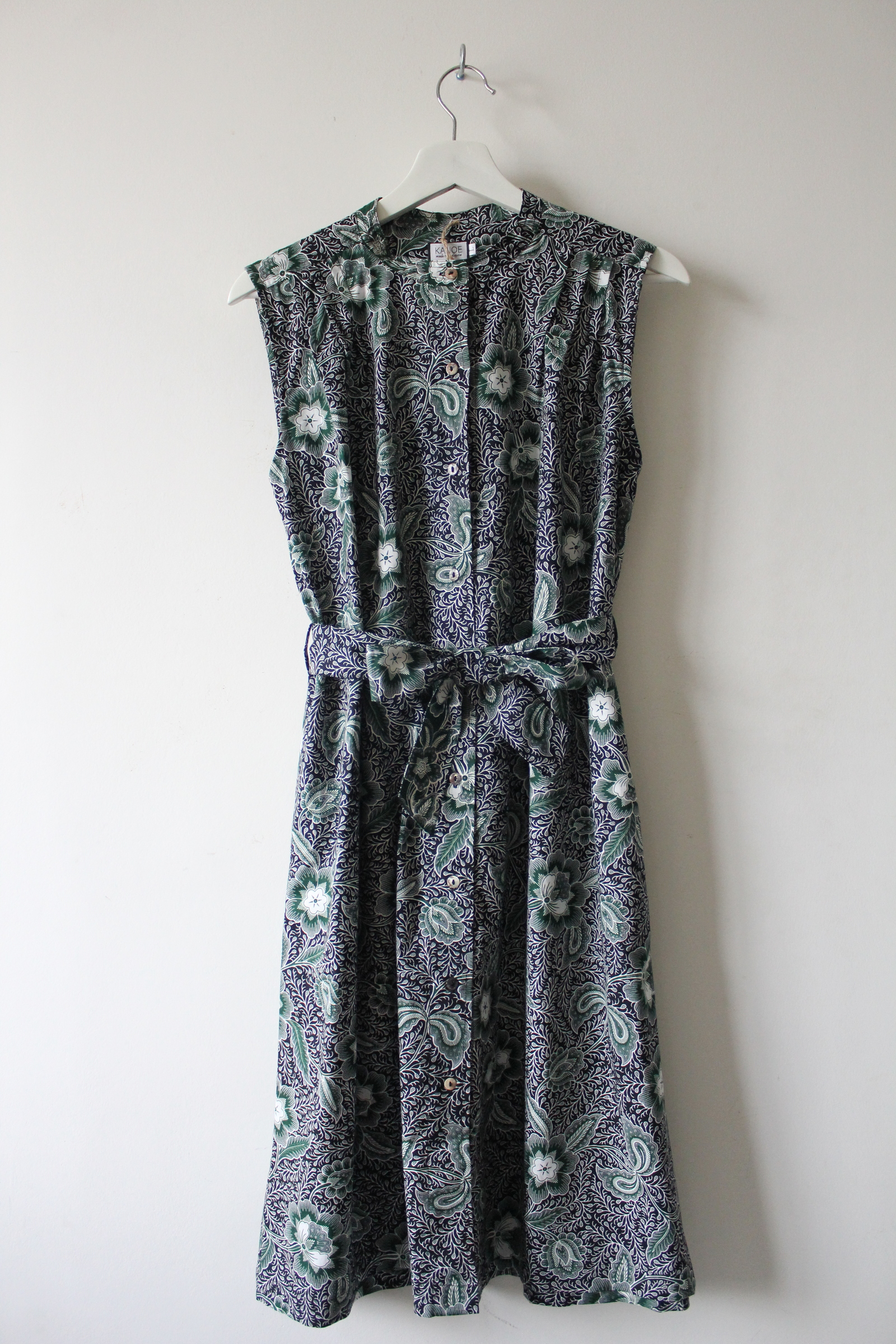 Button Down Dress (L) - Luna (Black/ Green)