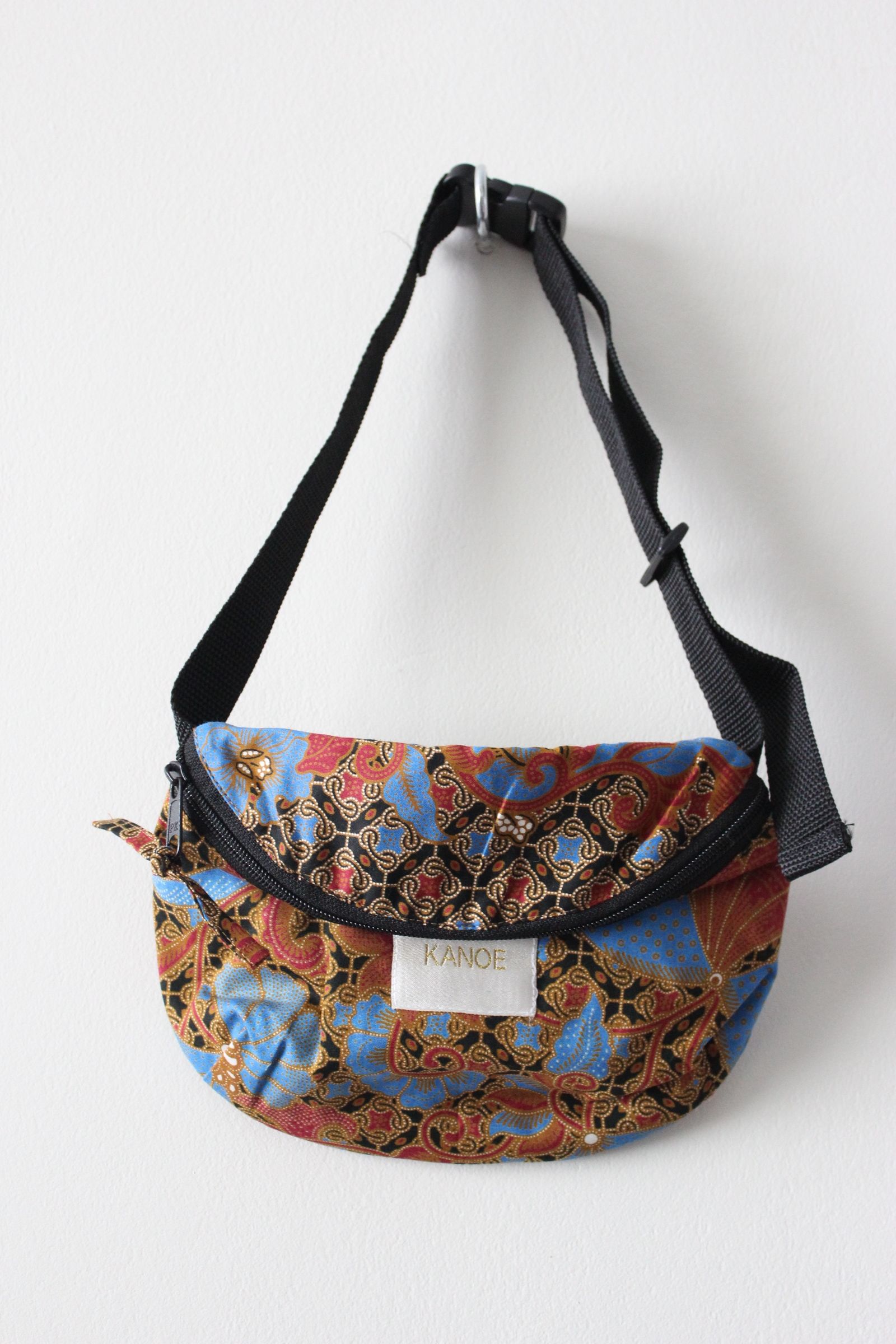 Batik Fanny Pack - Nyonya Mama