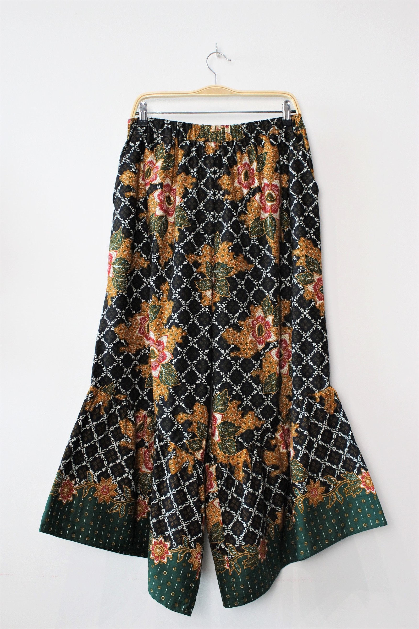 BIG GIRL Batik Frou Pants - Dalia