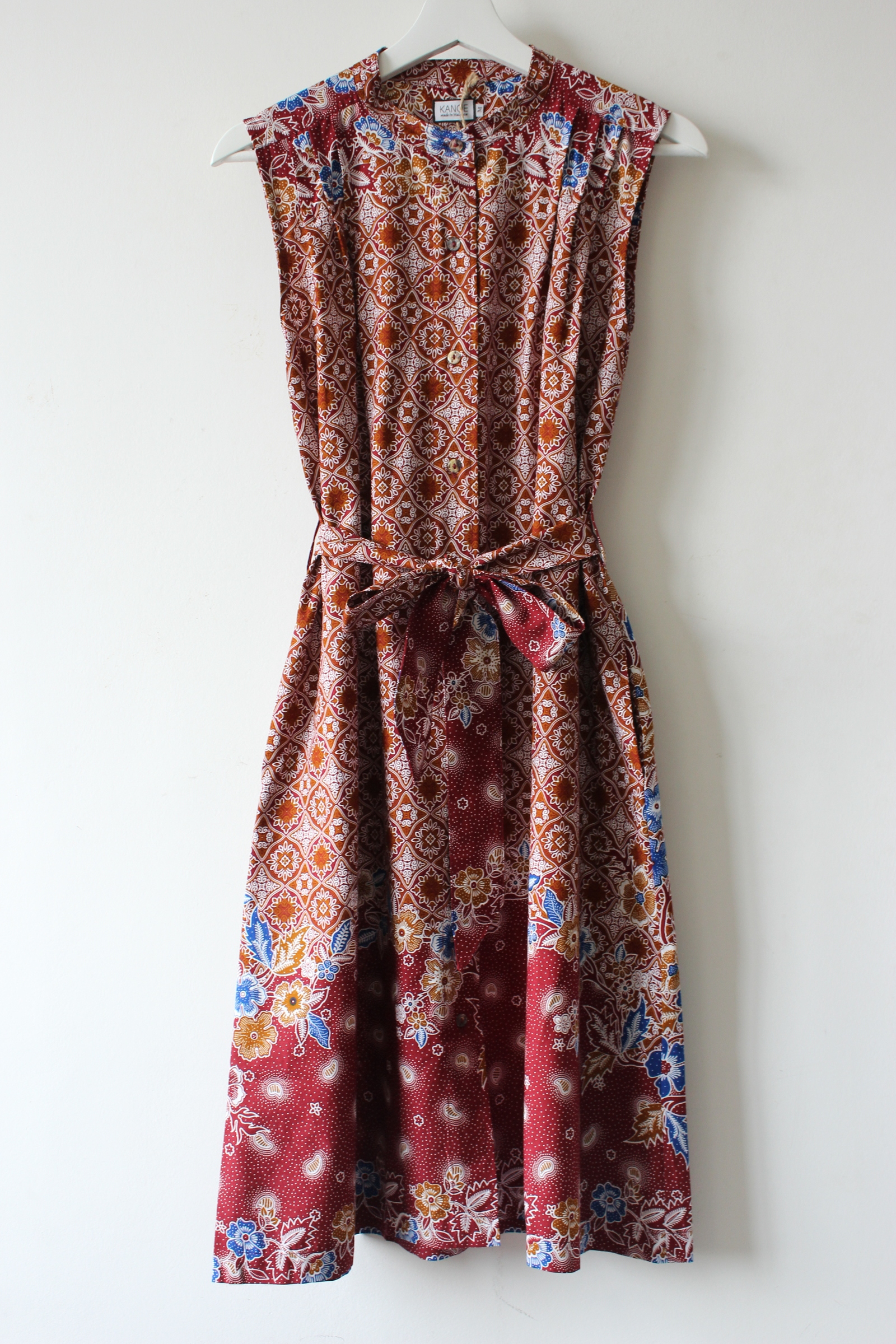 Button Down Dress (M) - Eva (Red)