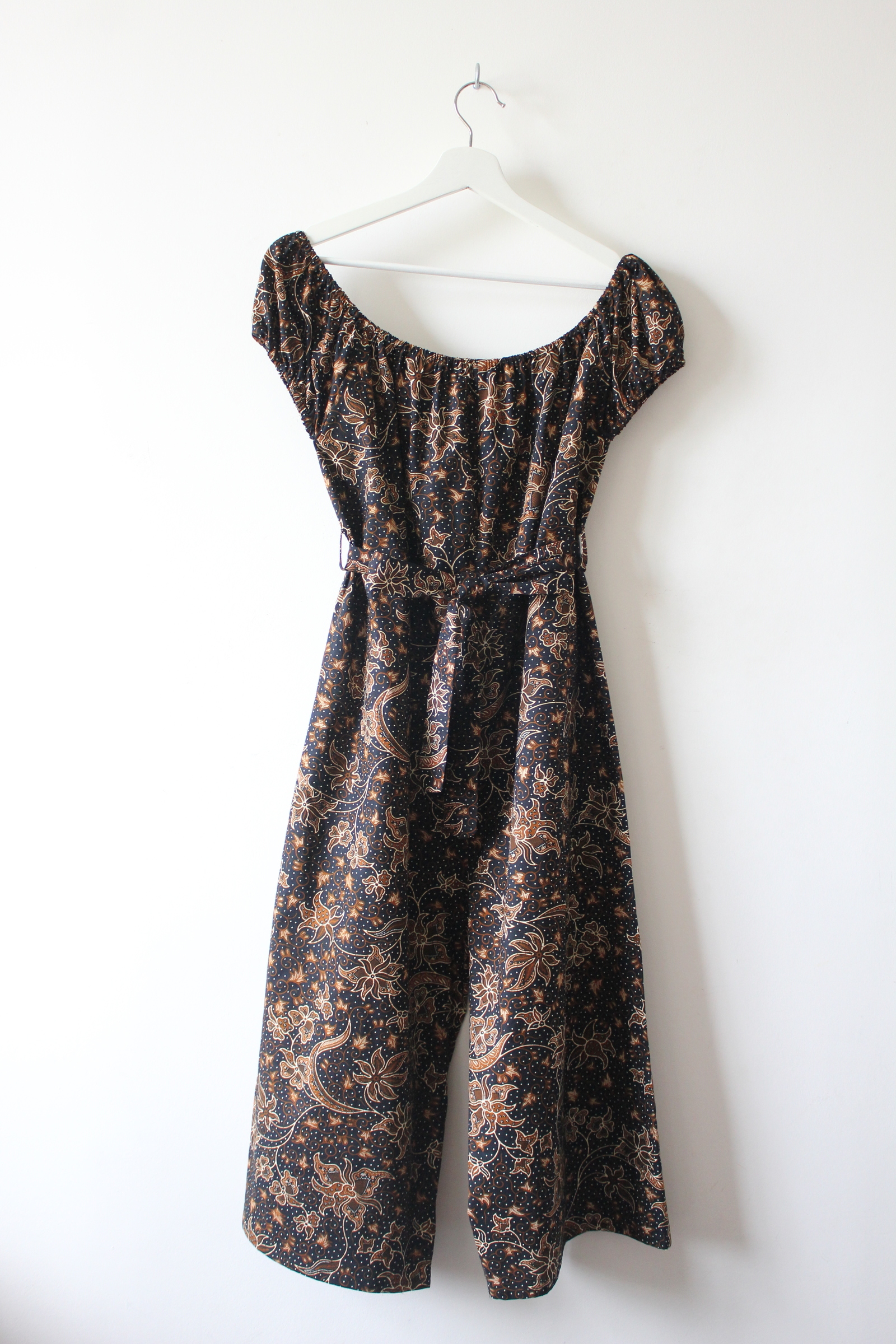 AveryDae Batik Jumpsuit - Bronze Bloom ( L Freesize )