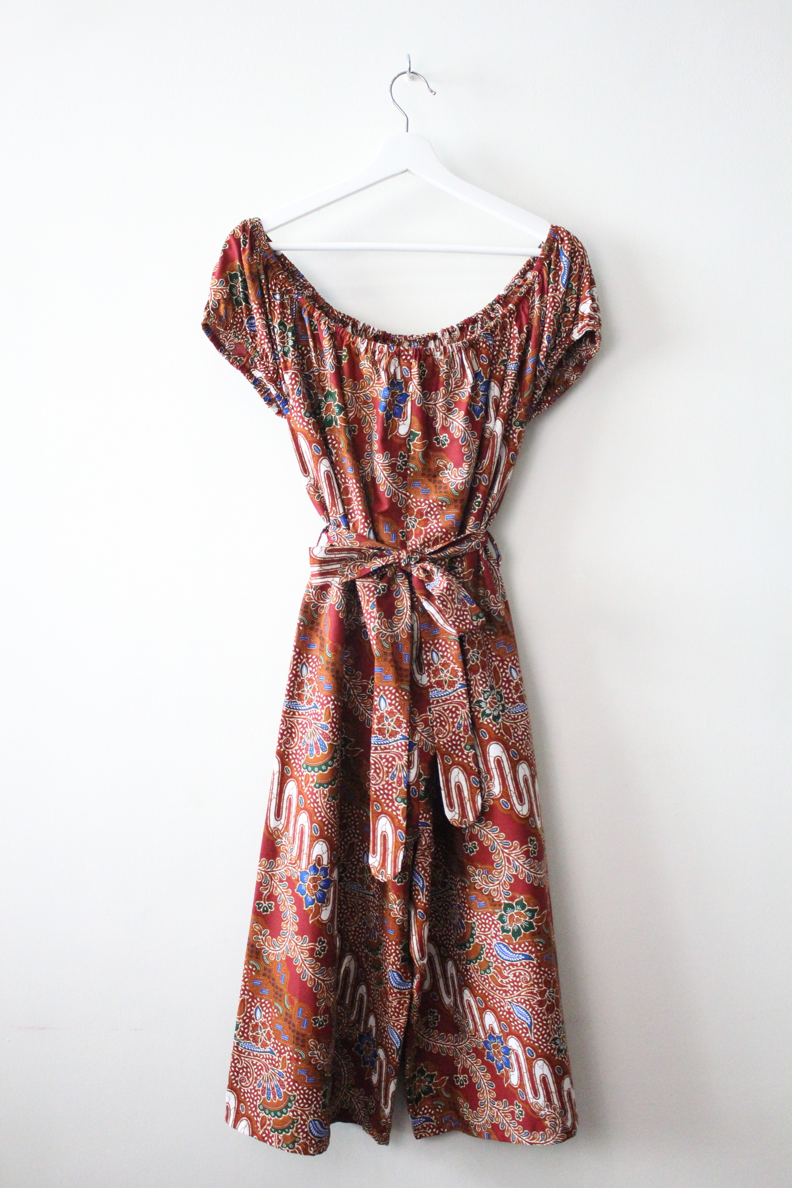 AveryDae Batik Jumpsuit (L) - Ria