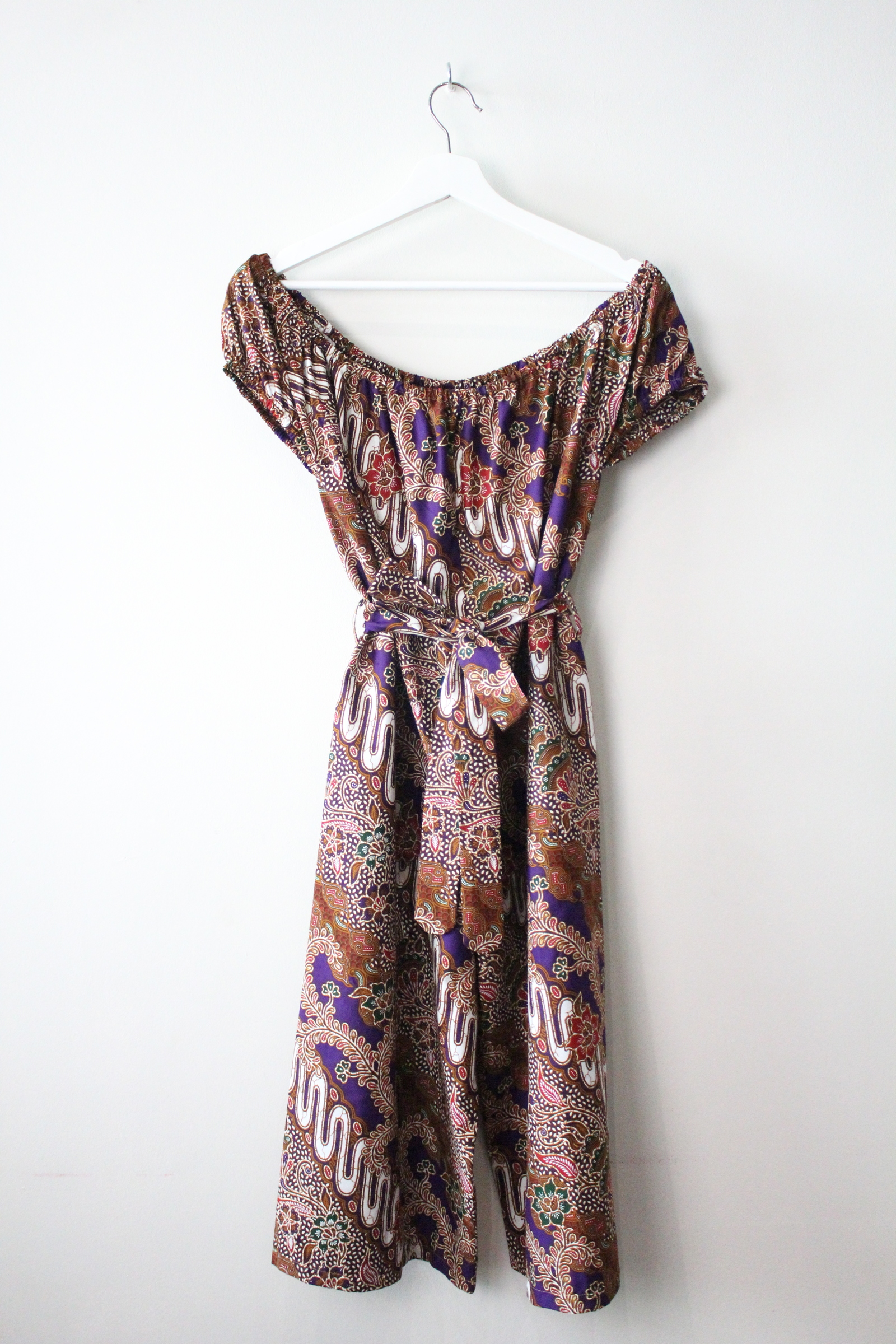 AveryDae Batik Jumpsuit (L) - Rio