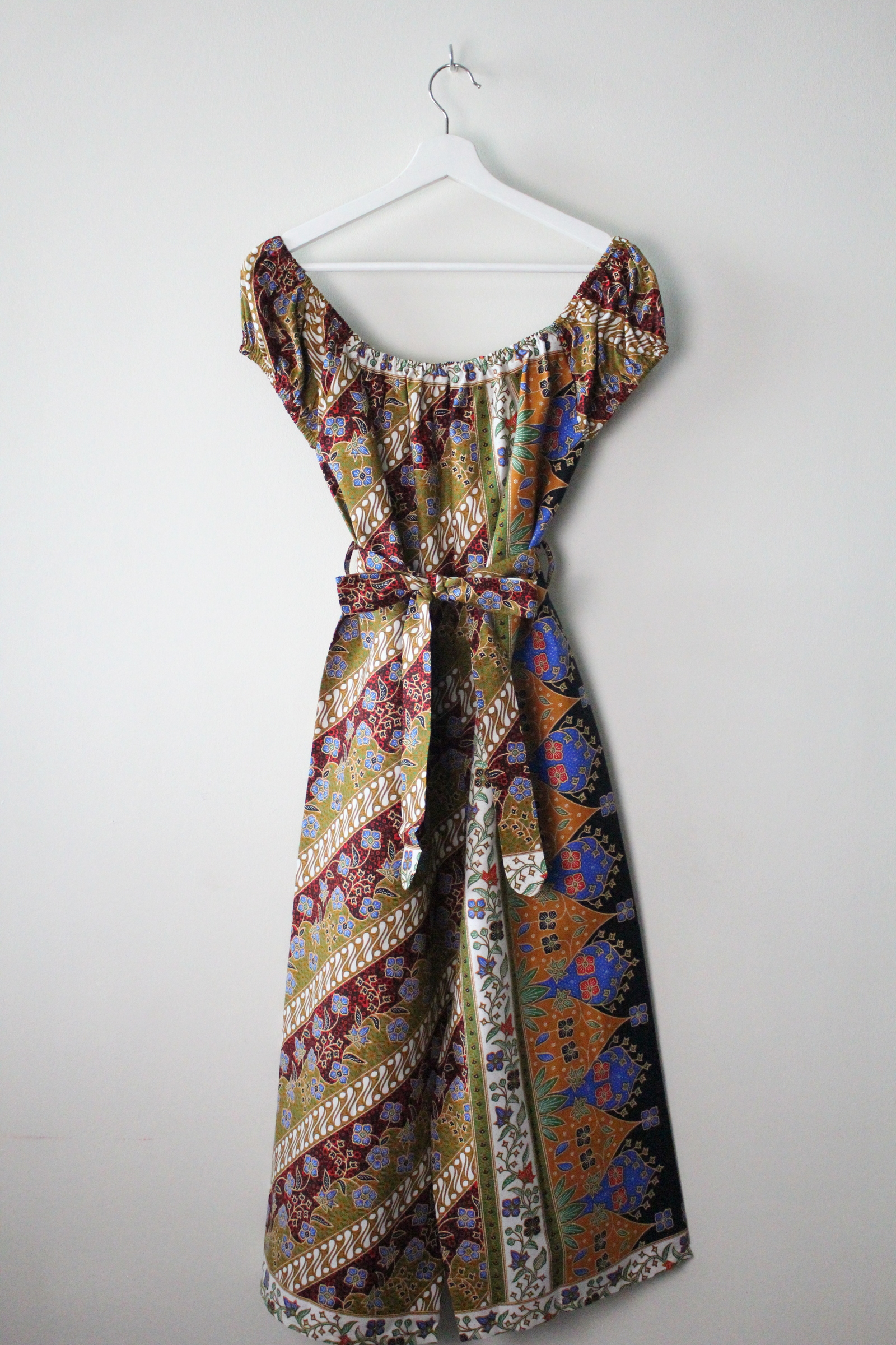 AveryDae Batik Jumpsuit - Woon