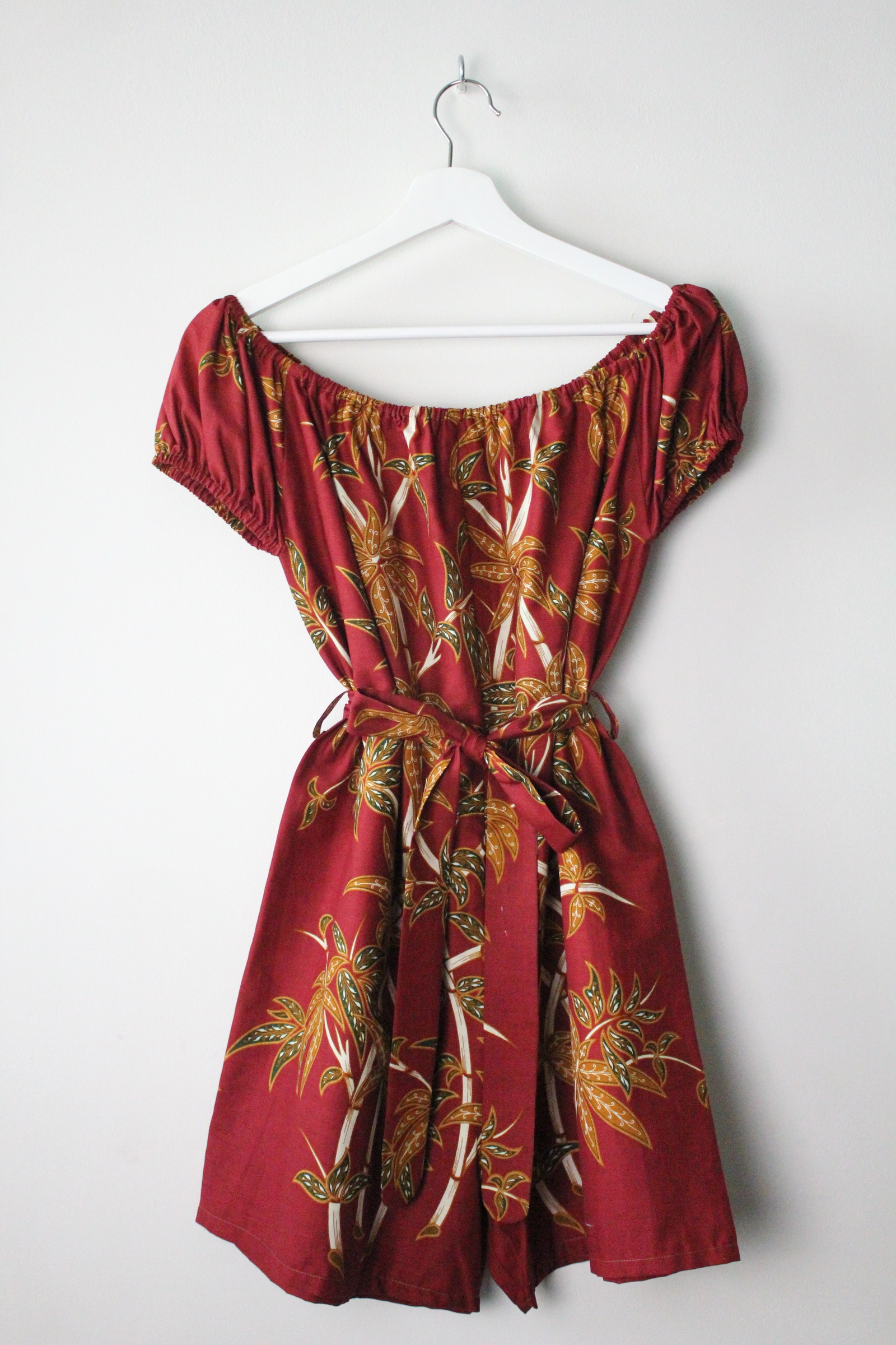 AveryDae Batik Playsuit (L) - Yanni