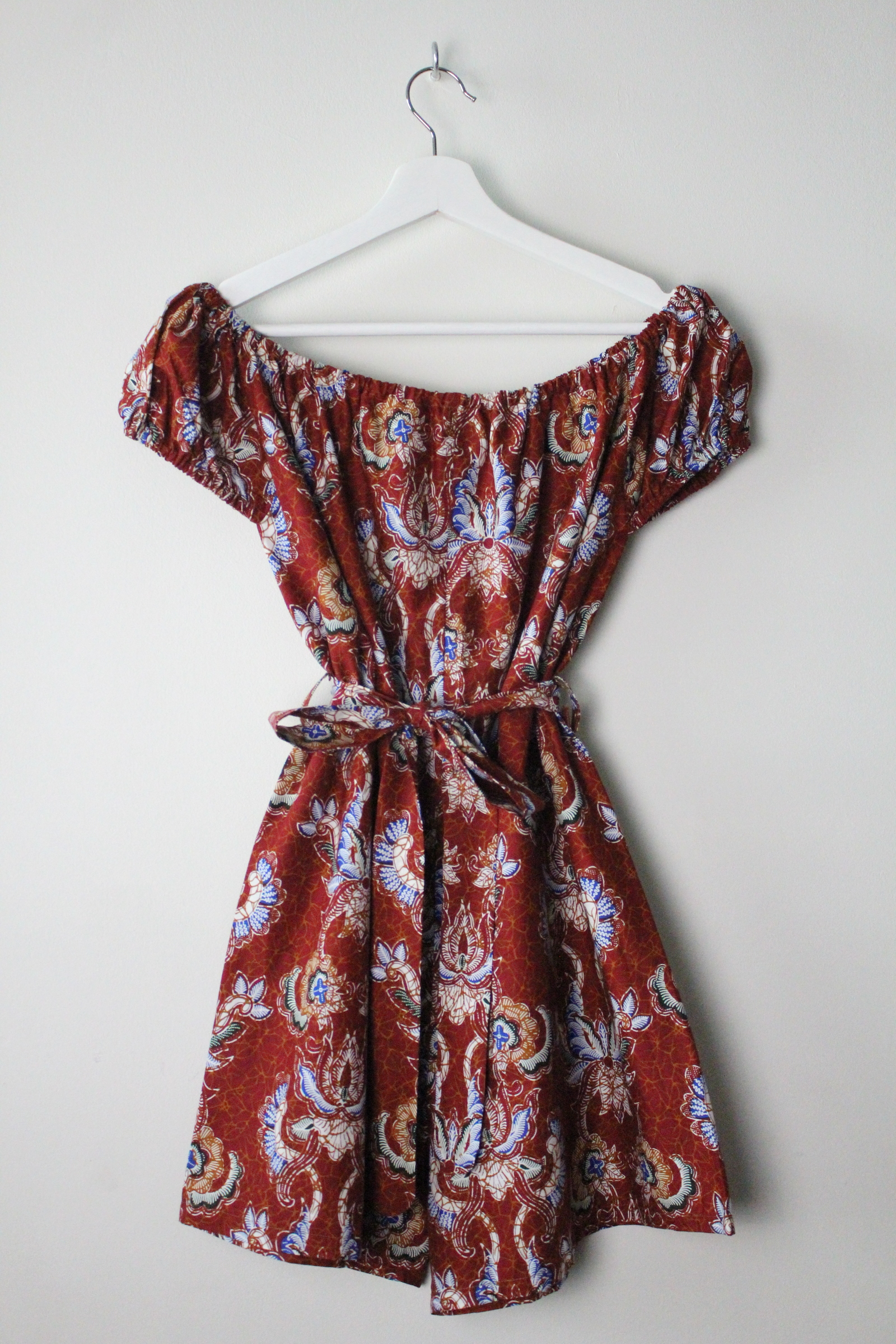 AveryDae Batik Playsuit (L) - Holly
