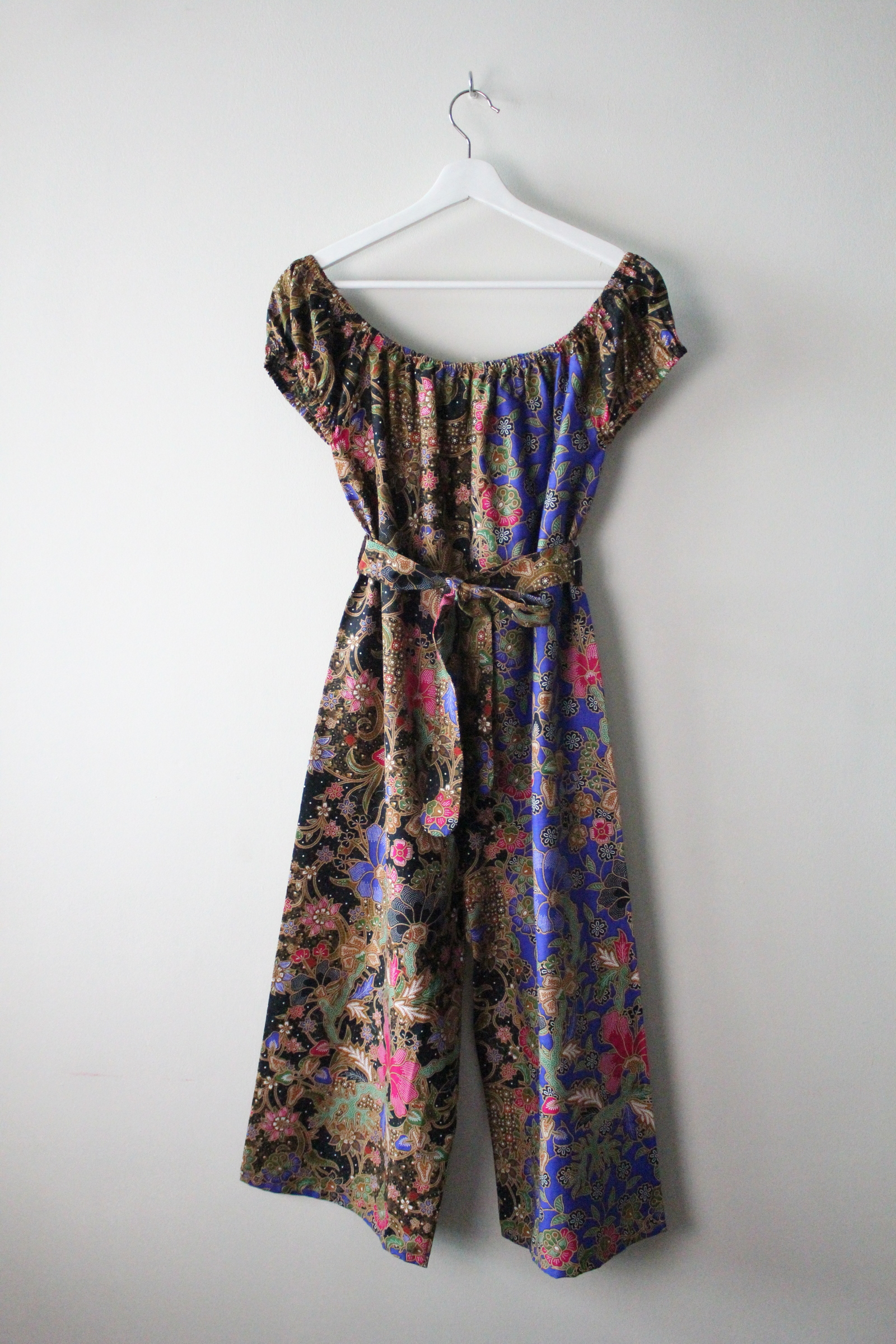 AveryDae Batik Jumpsuit - Peru