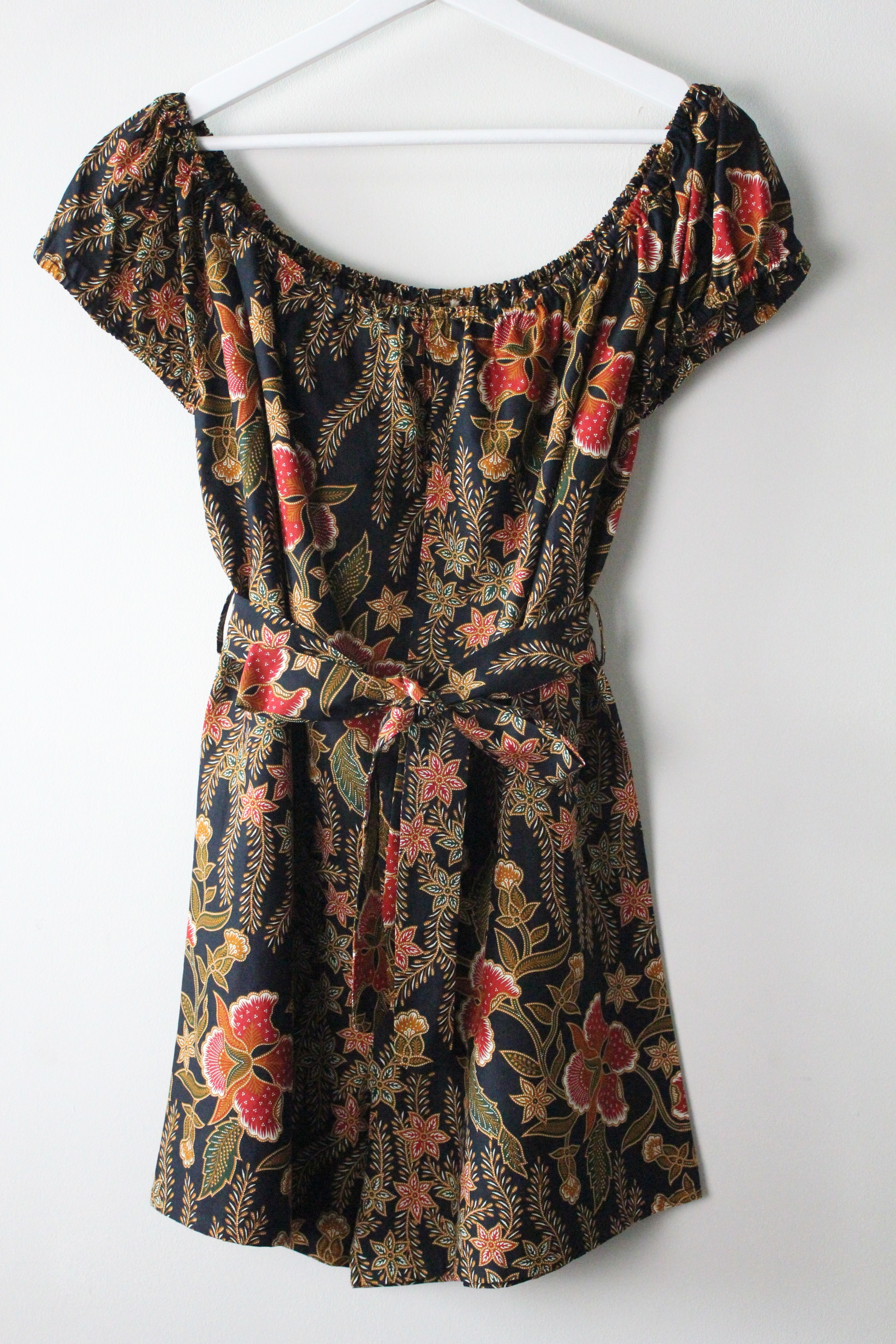 AveryDae Batik Playsuit (L) - Lilin