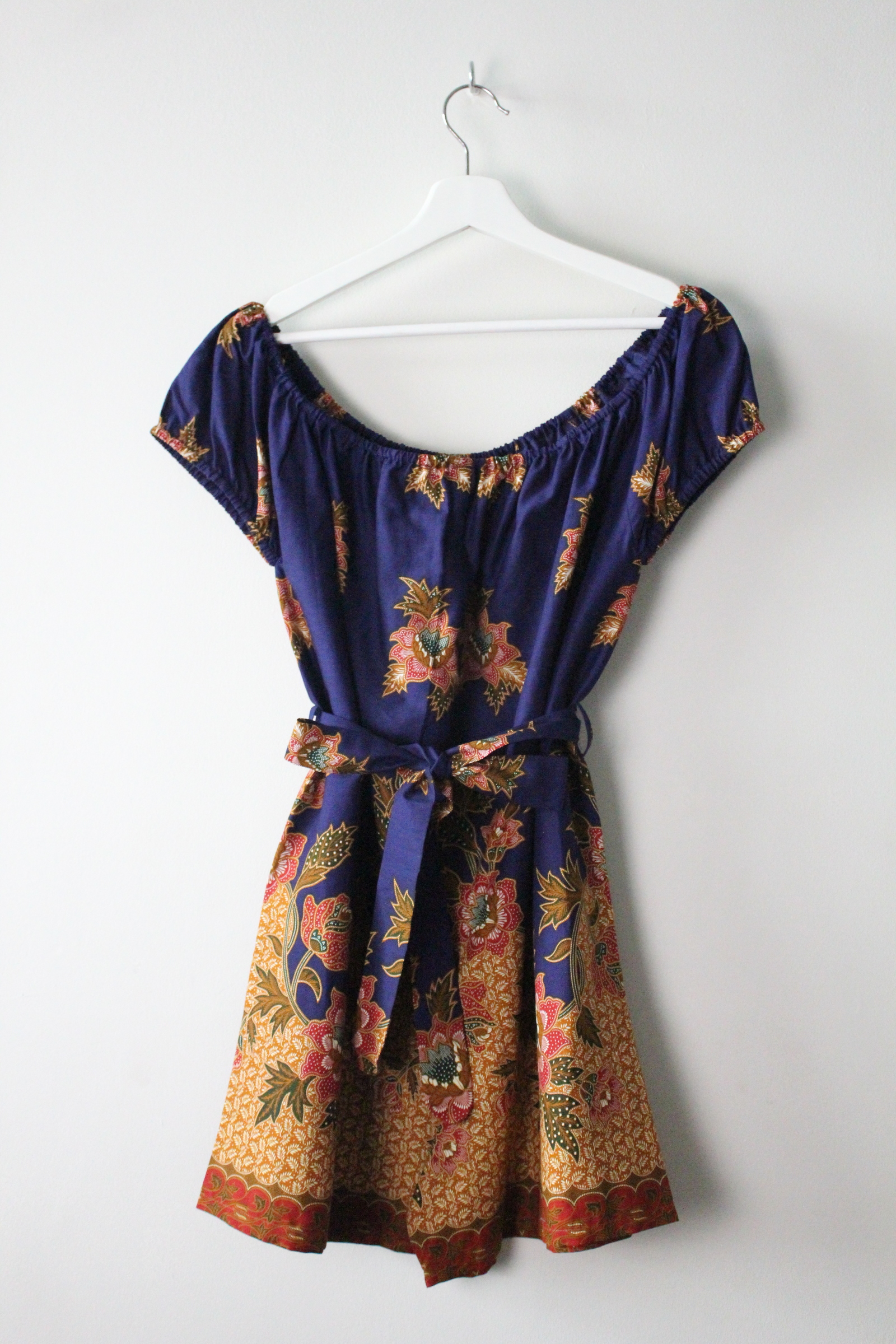 AveryDae Batik Playsuit (L) - Kyla