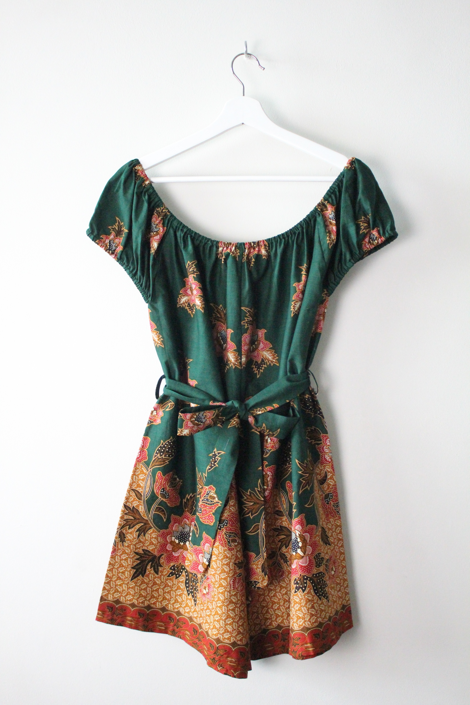 AveryDae Batik Playsuit (L) - Lyla