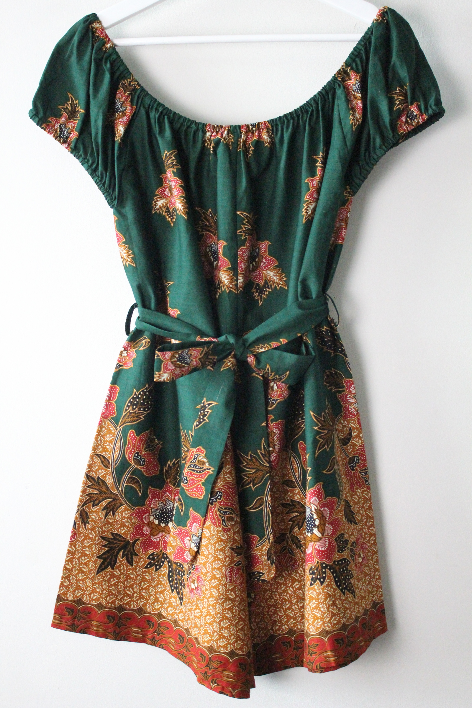 AveryDae Batik Playsuit (L) - Lyla