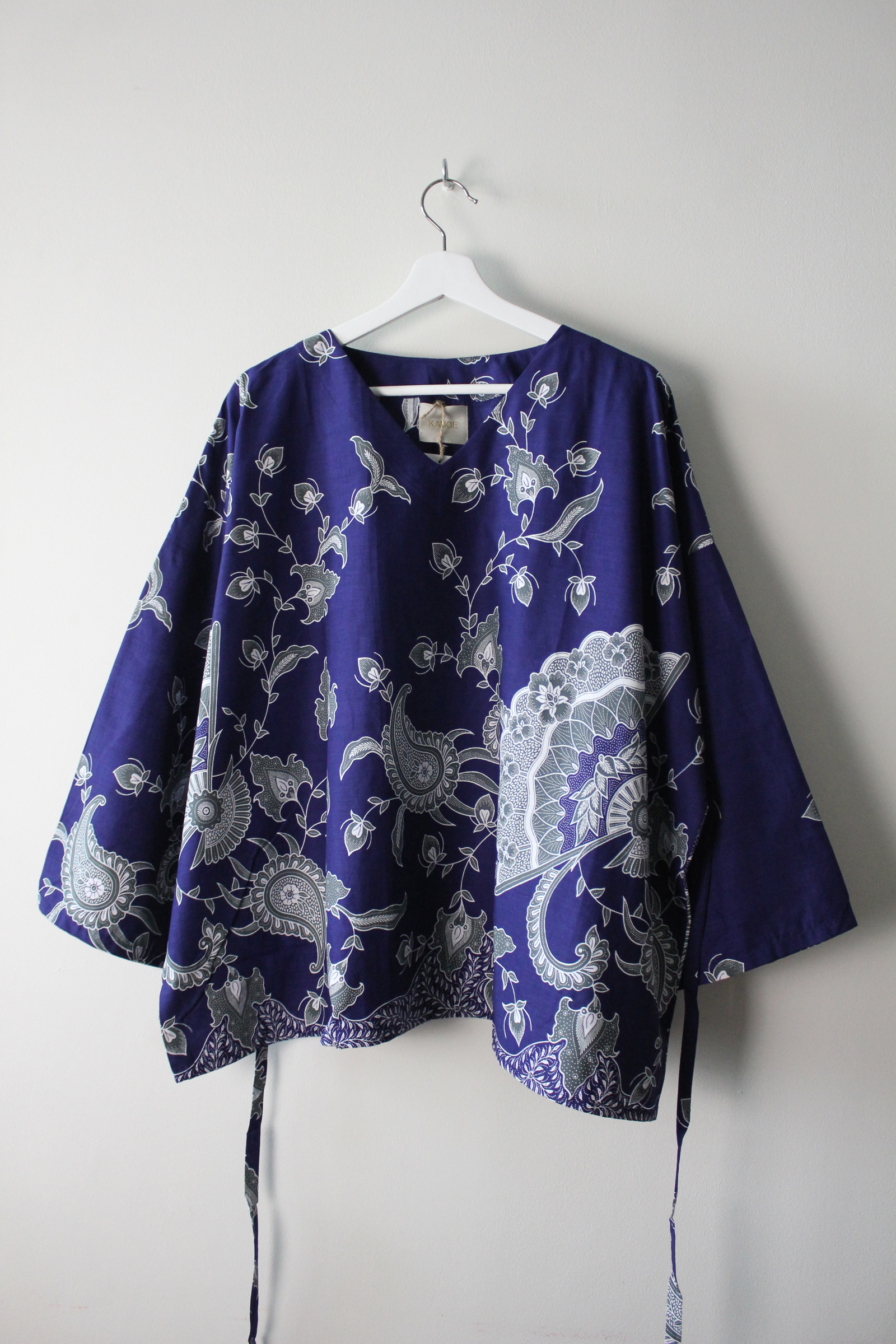 BIG GIRL Batik Top - Big FAN