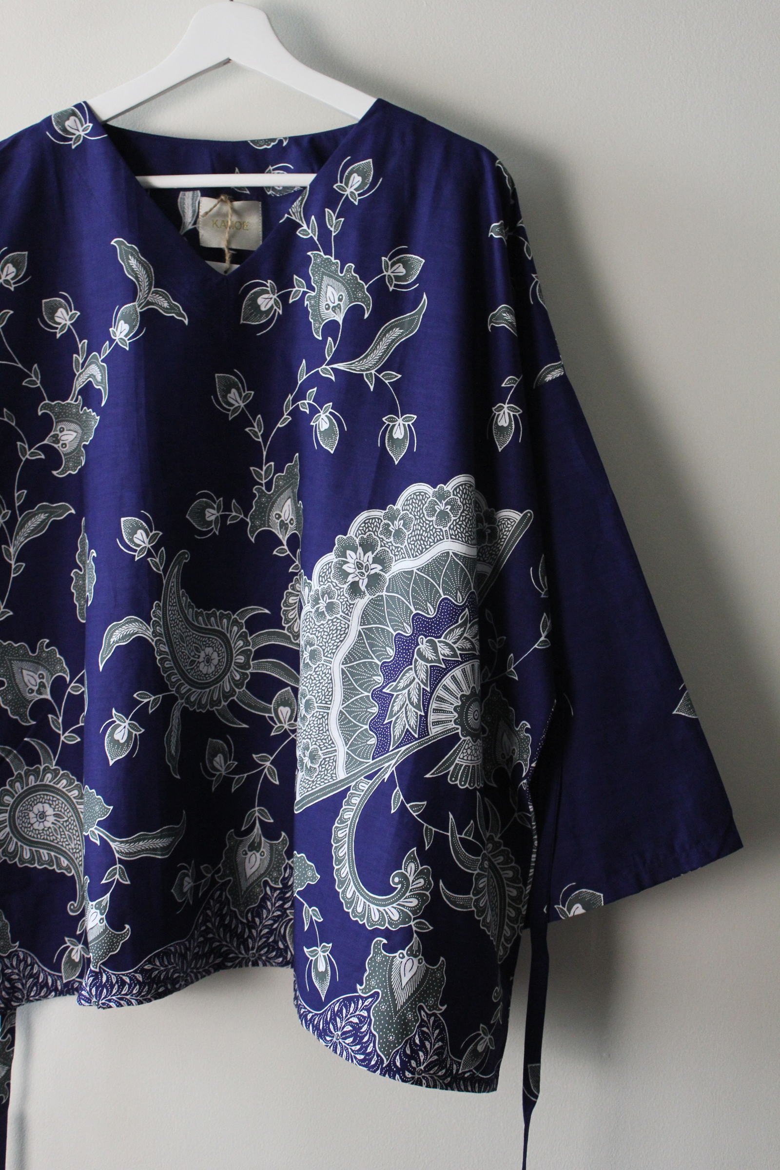 BIG GIRL Batik Top - Big FAN