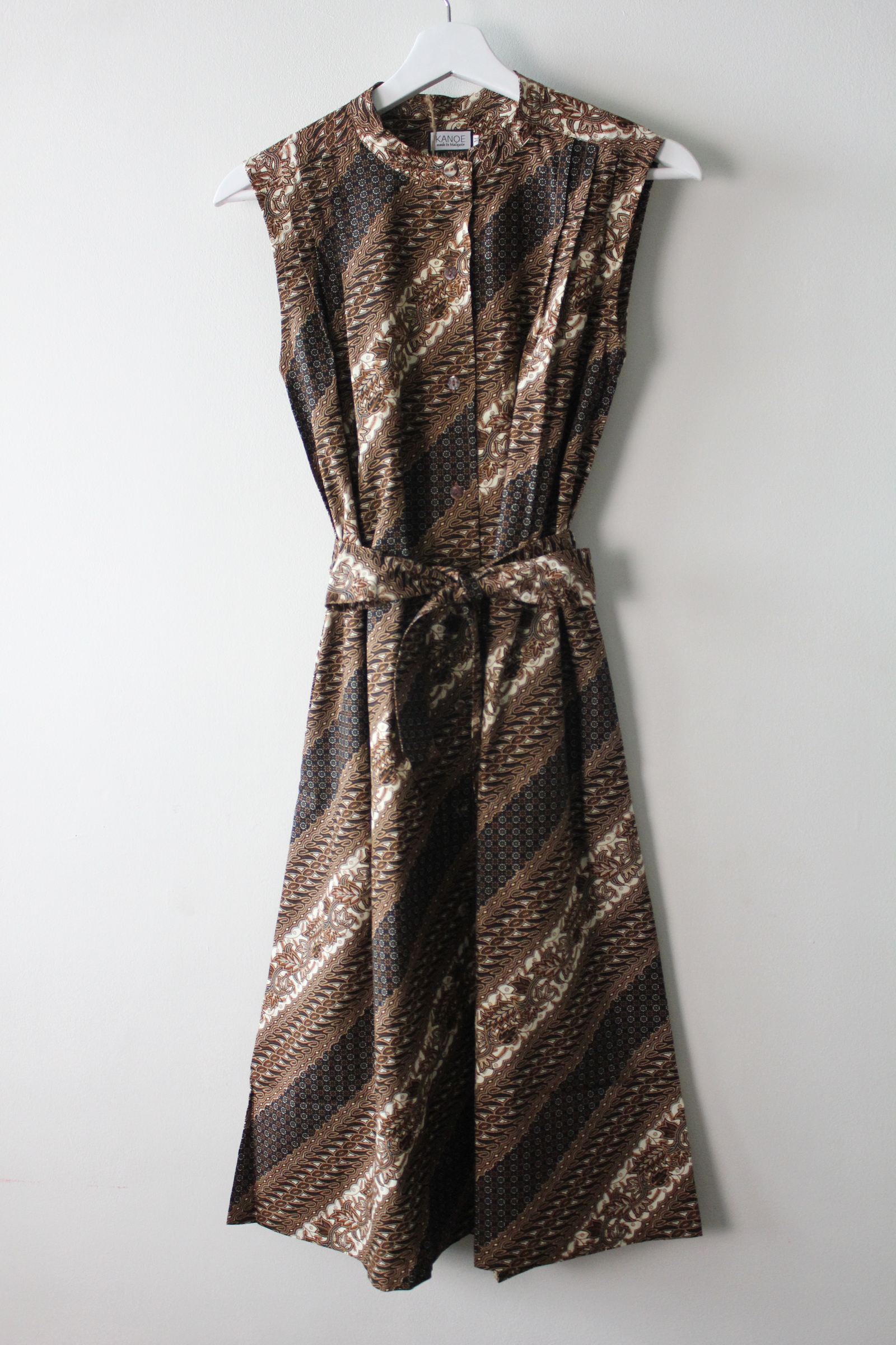 Button Down Dress (M) - Savannah
