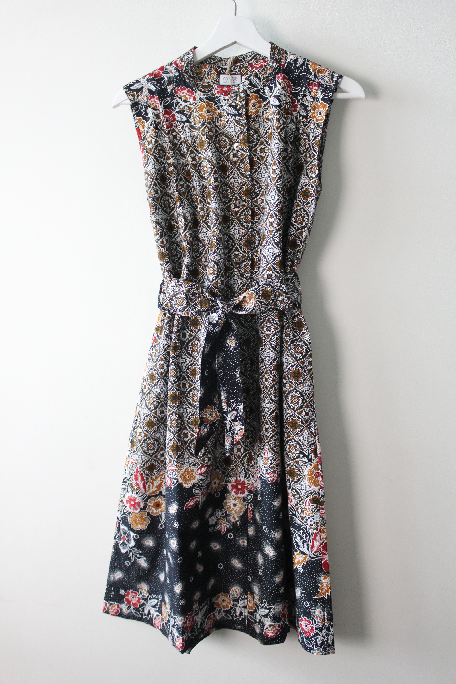 Button Down Dress (M) - Silvia