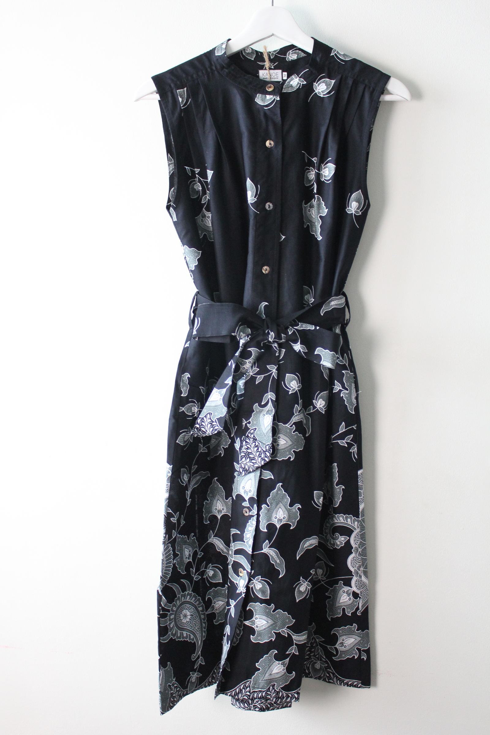 Button Down Dress (M) - Yennie