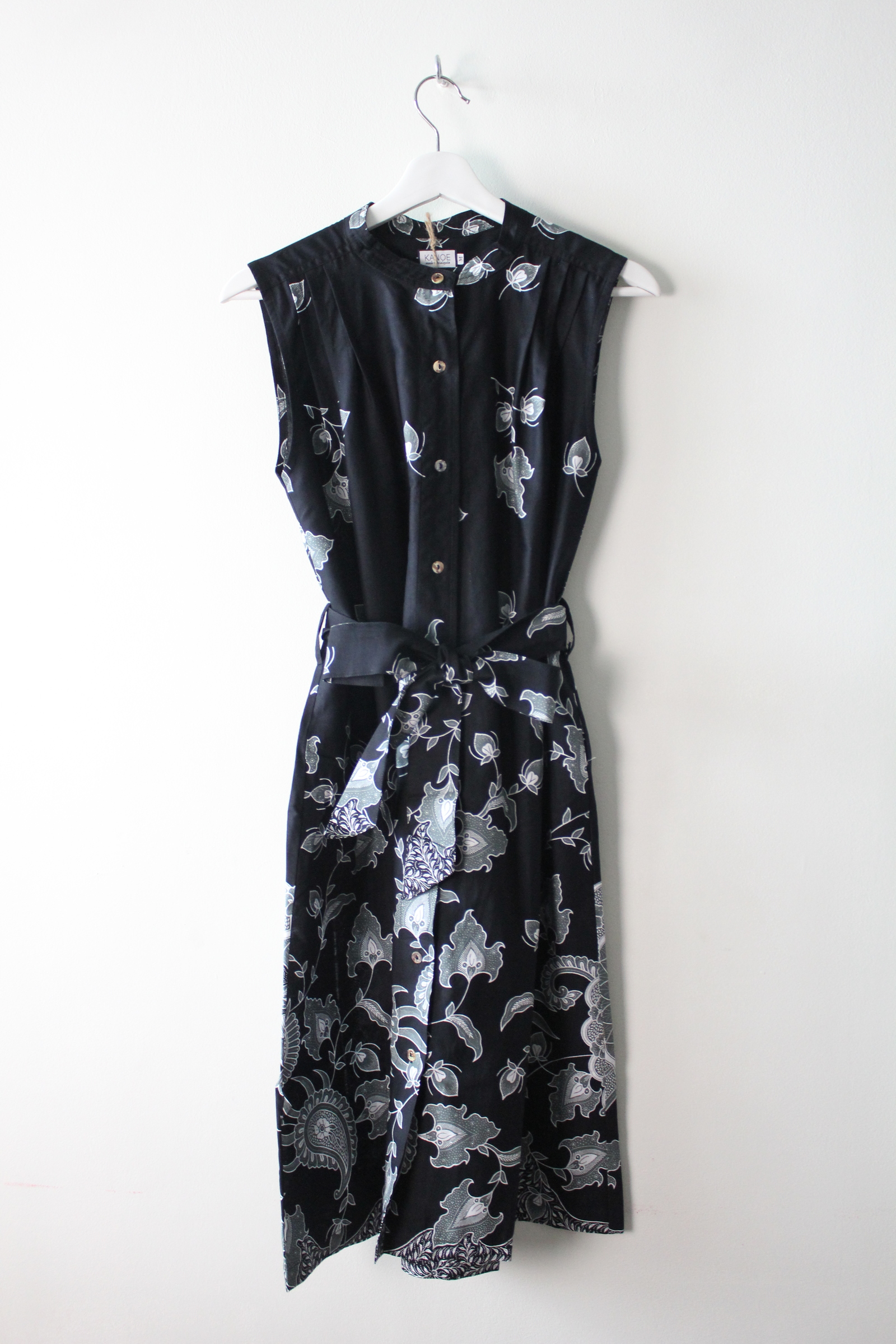Button Down Dress (M) - Yennie