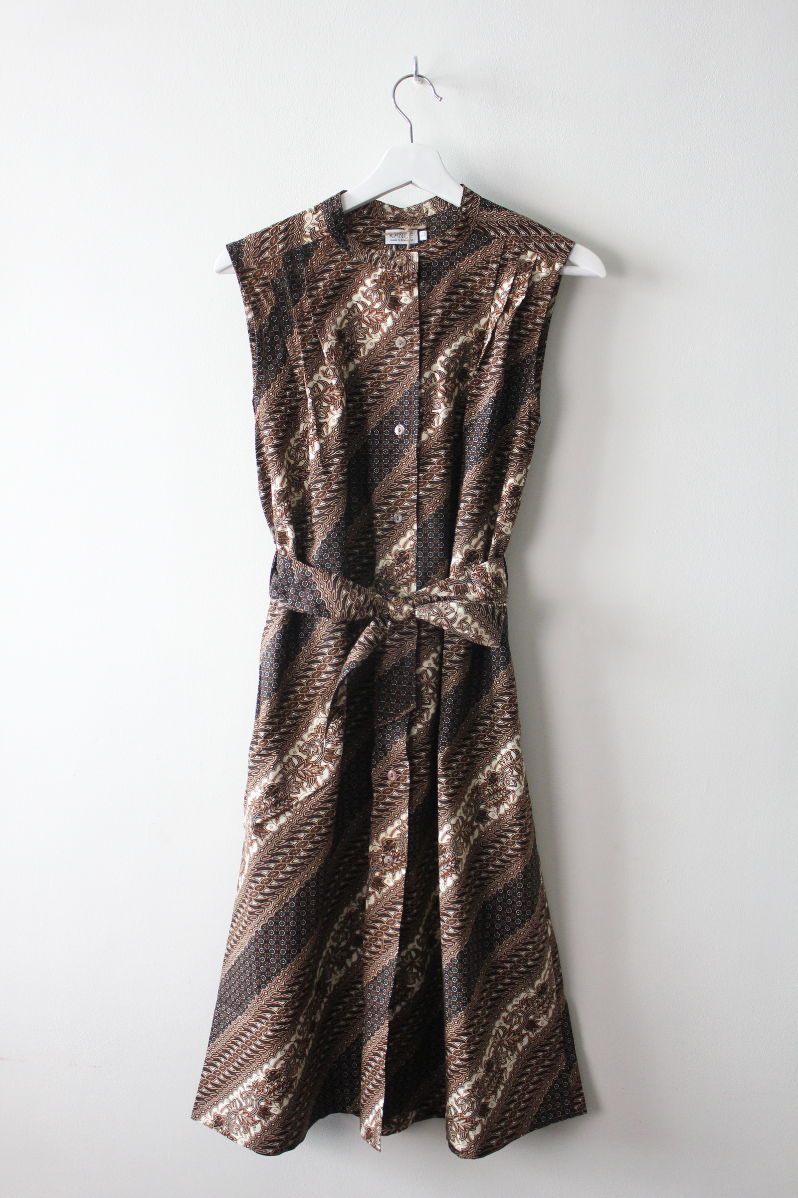 Button Down Dress (L) - Savannah